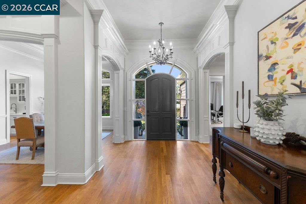 Detail Gallery Image 4 of 60 For 218 Erselia Trl, Alamo,  CA 94507 - 5 Beds | 5 Baths