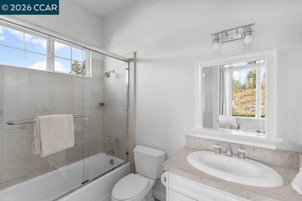 Detail Gallery Image 40 of 60 For 218 Erselia Trl, Alamo,  CA 94507 - 5 Beds | 5 Baths