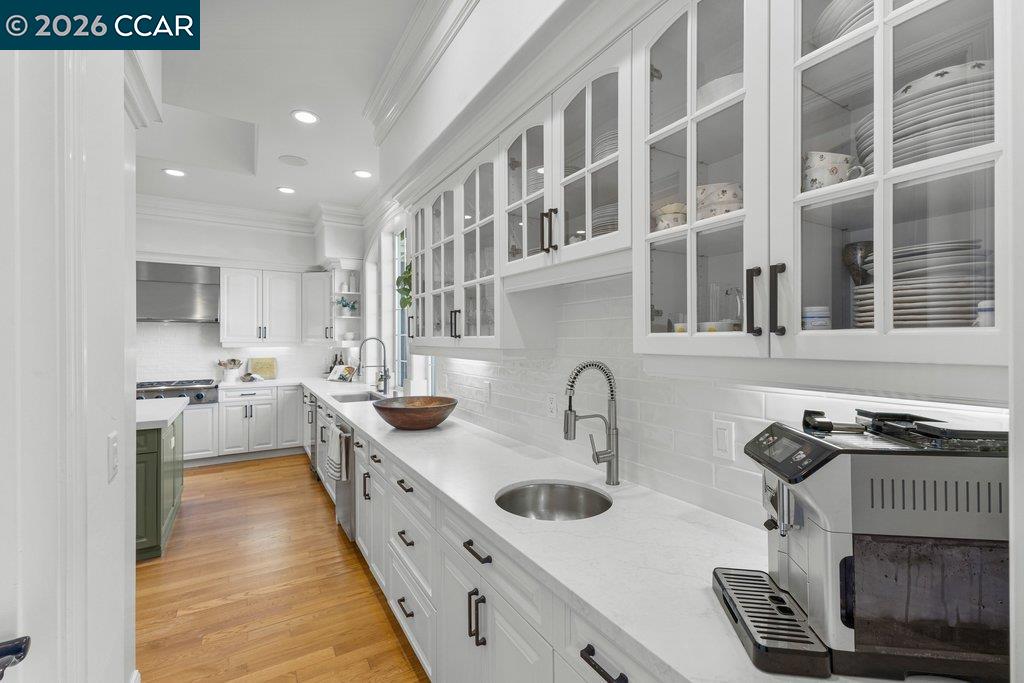 Detail Gallery Image 9 of 60 For 218 Erselia Trl, Alamo,  CA 94507 - 5 Beds | 5 Baths