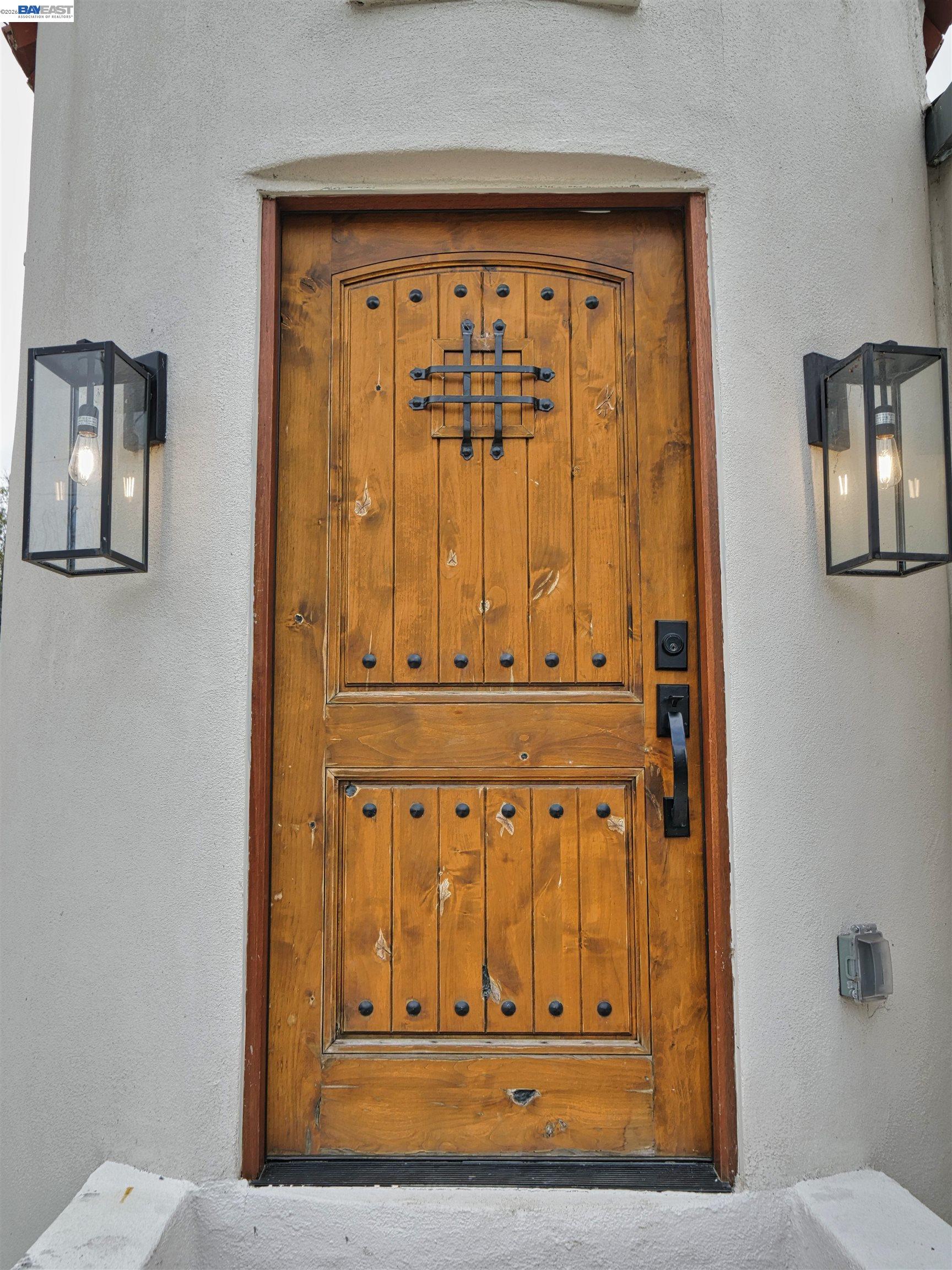 Detail Gallery Image 2 of 36 For 415 Berkeley Park Blvd, Kensington,  CA 94706 - 5 Beds | 2 Baths