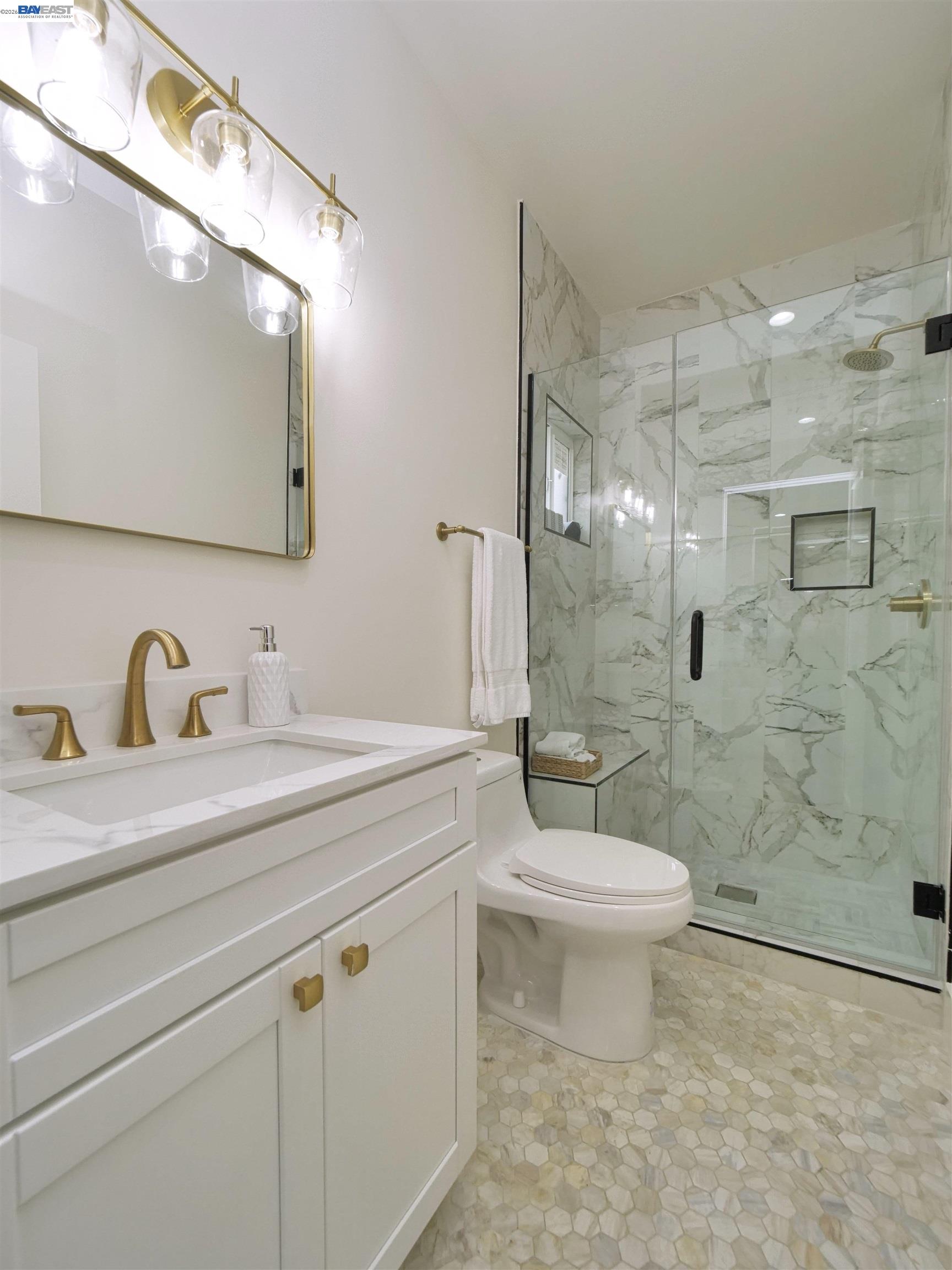 Detail Gallery Image 29 of 36 For 415 Berkeley Park Blvd, Kensington,  CA 94706 - 5 Beds | 2 Baths