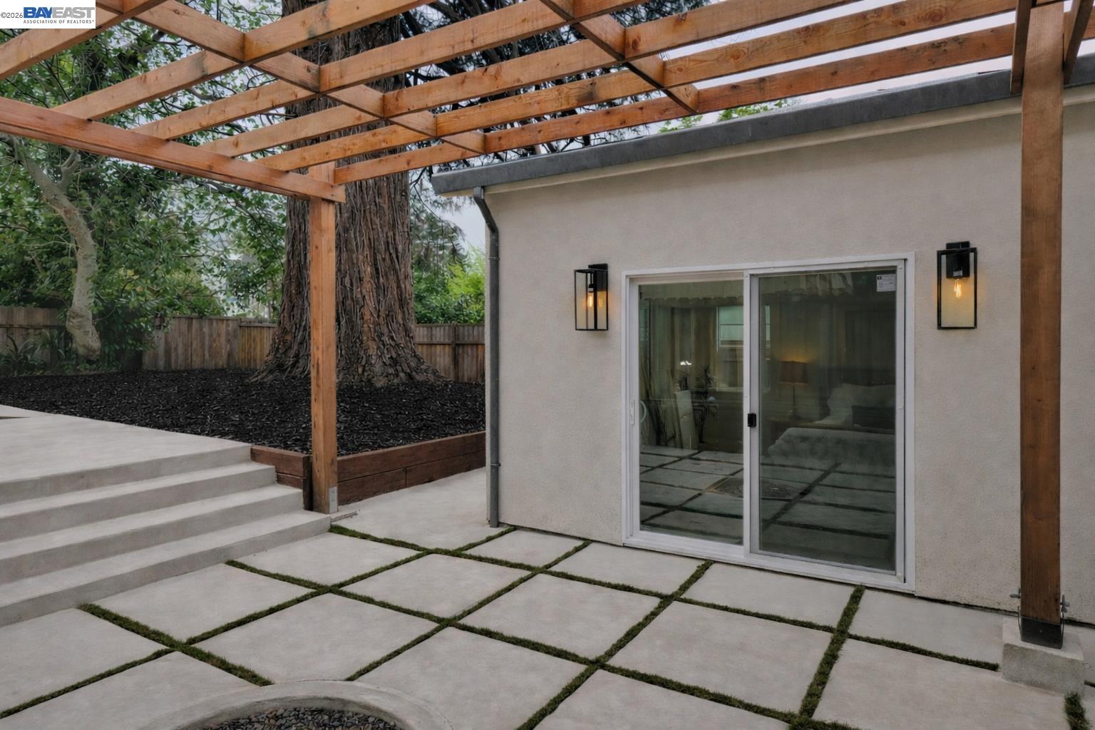 Detail Gallery Image 30 of 36 For 415 Berkeley Park Blvd, Kensington,  CA 94706 - 5 Beds | 2 Baths