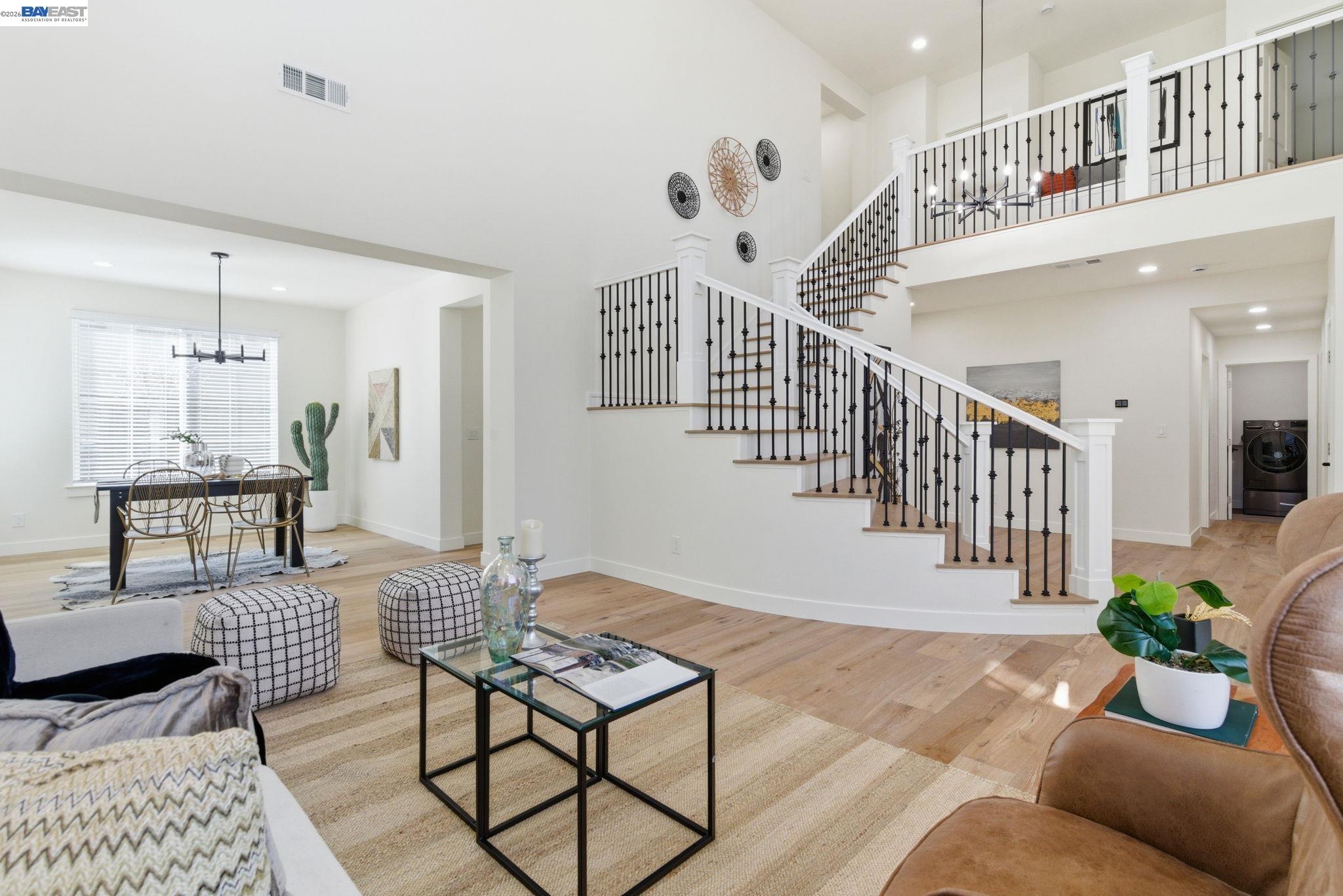 Detail Gallery Image 8 of 57 For 151 S Vista Hermosa St, Mountain House,  CA 95391 - 4 Beds | 3 Baths