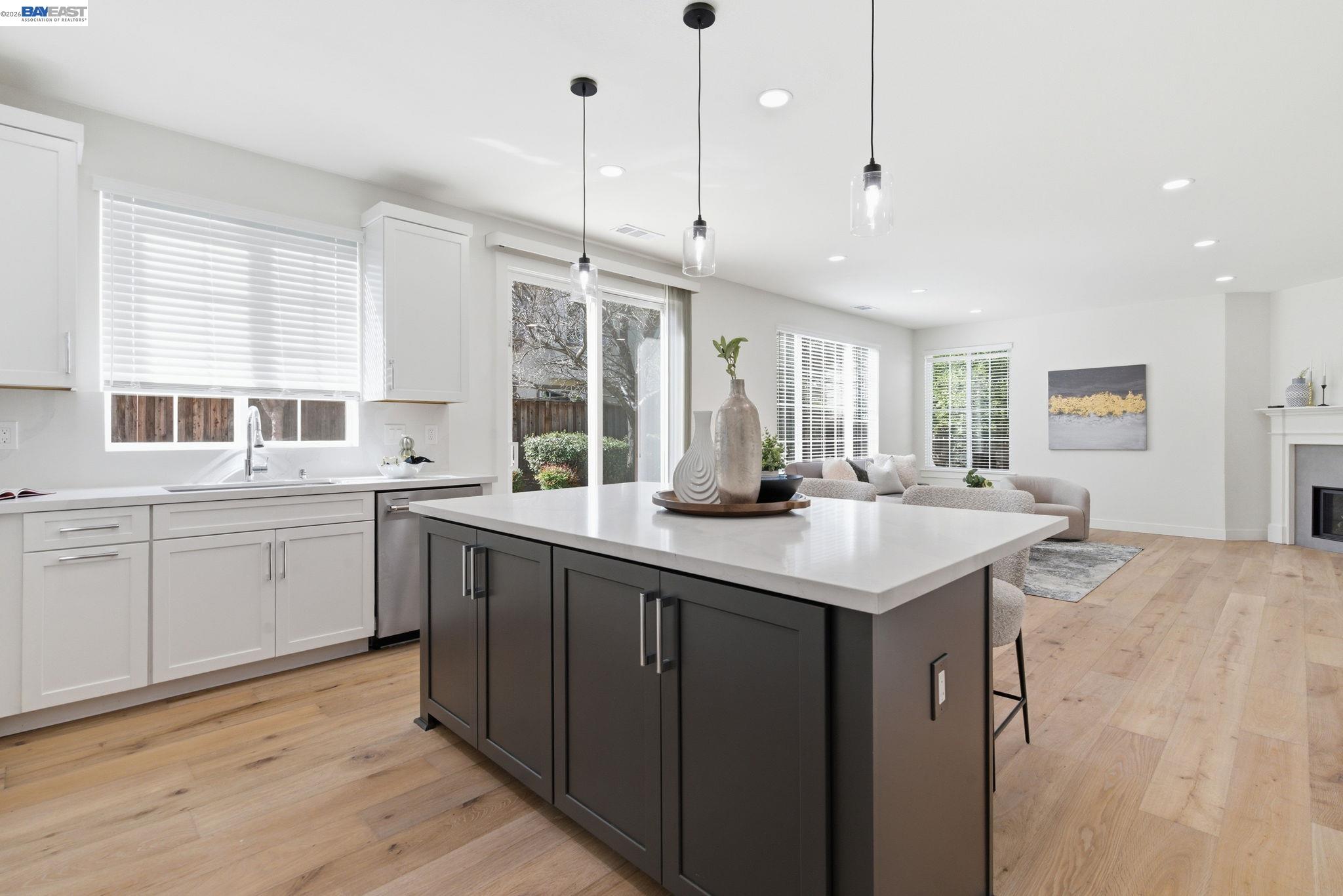 Detail Gallery Image 11 of 57 For 151 S Vista Hermosa St, Mountain House,  CA 95391 - 4 Beds | 3 Baths