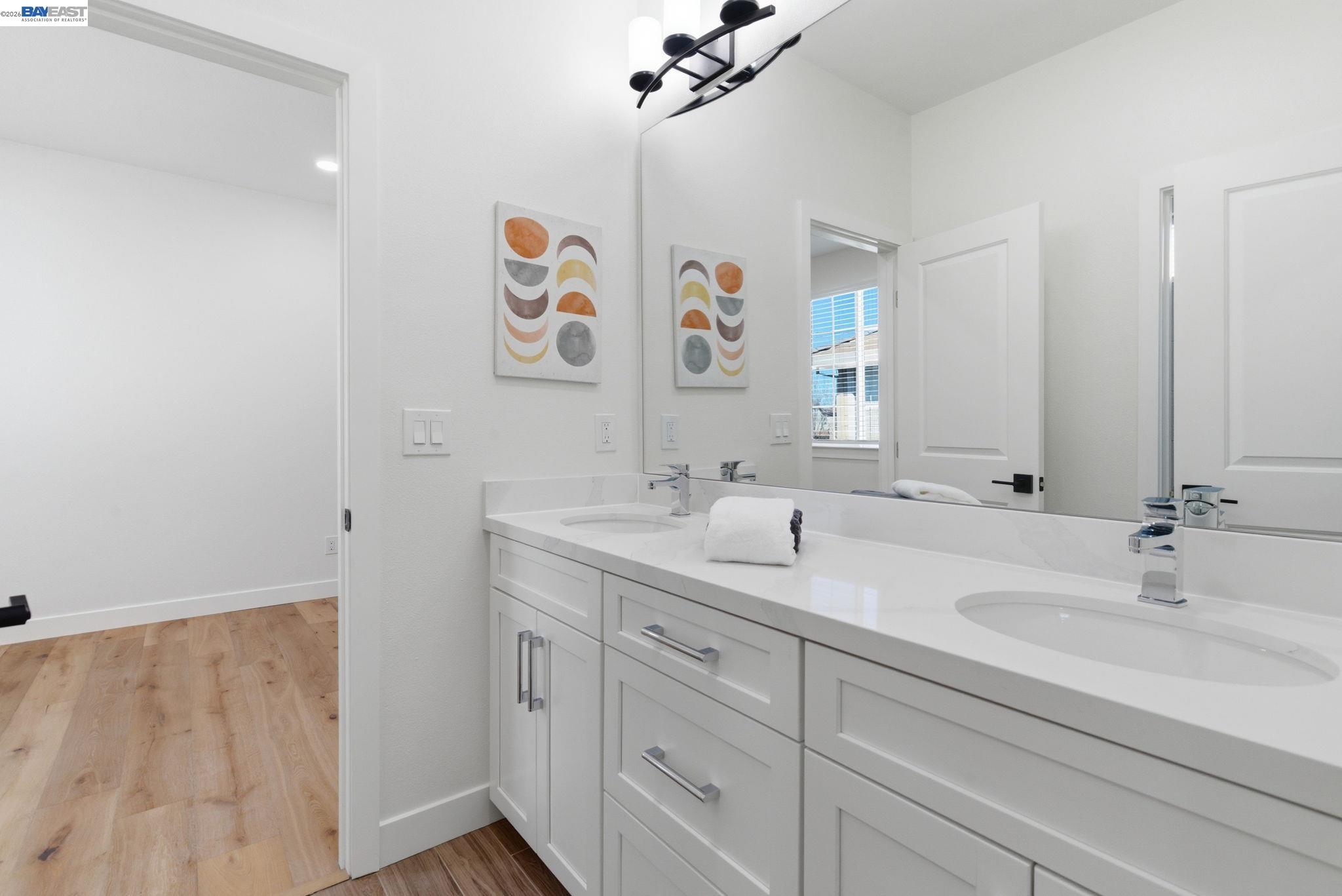 Detail Gallery Image 34 of 57 For 151 S Vista Hermosa St, Mountain House,  CA 95391 - 4 Beds | 3 Baths