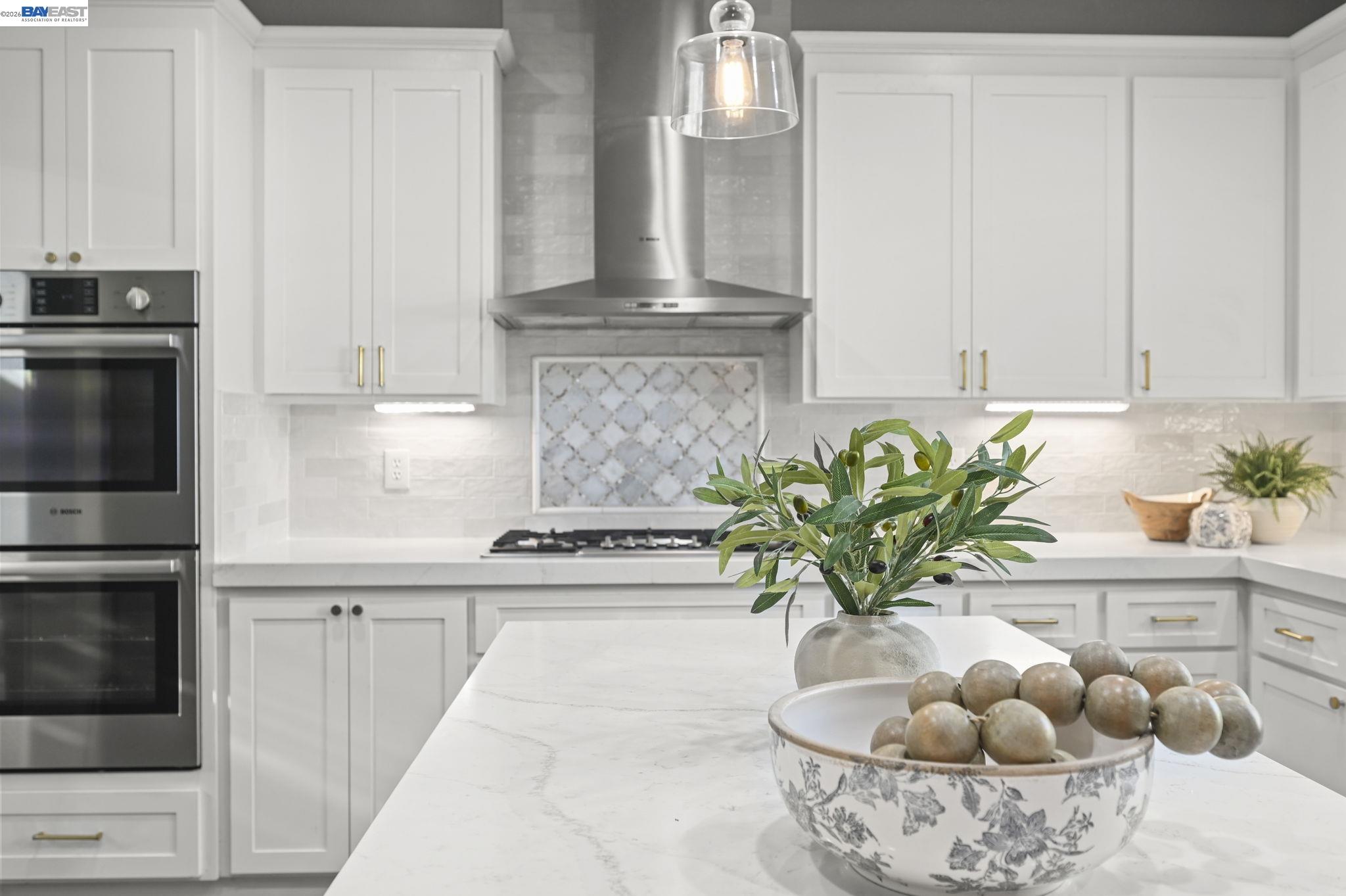 Detail Gallery Image 12 of 37 For 9 Cross Bridge Pl, Danville,  CA 94526 - 5 Beds | 3 Baths