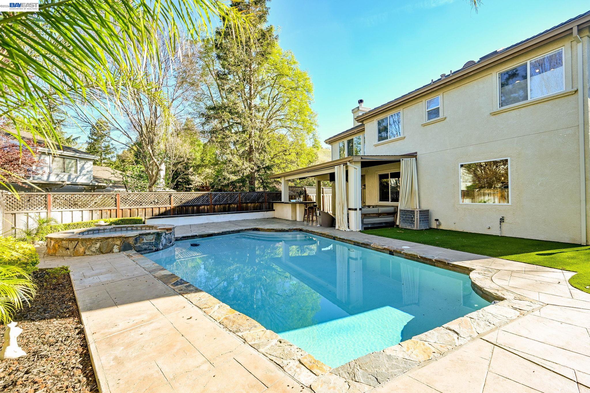 Detail Gallery Image 37 of 37 For 9 Cross Bridge Pl, Danville,  CA 94526 - 5 Beds | 3 Baths