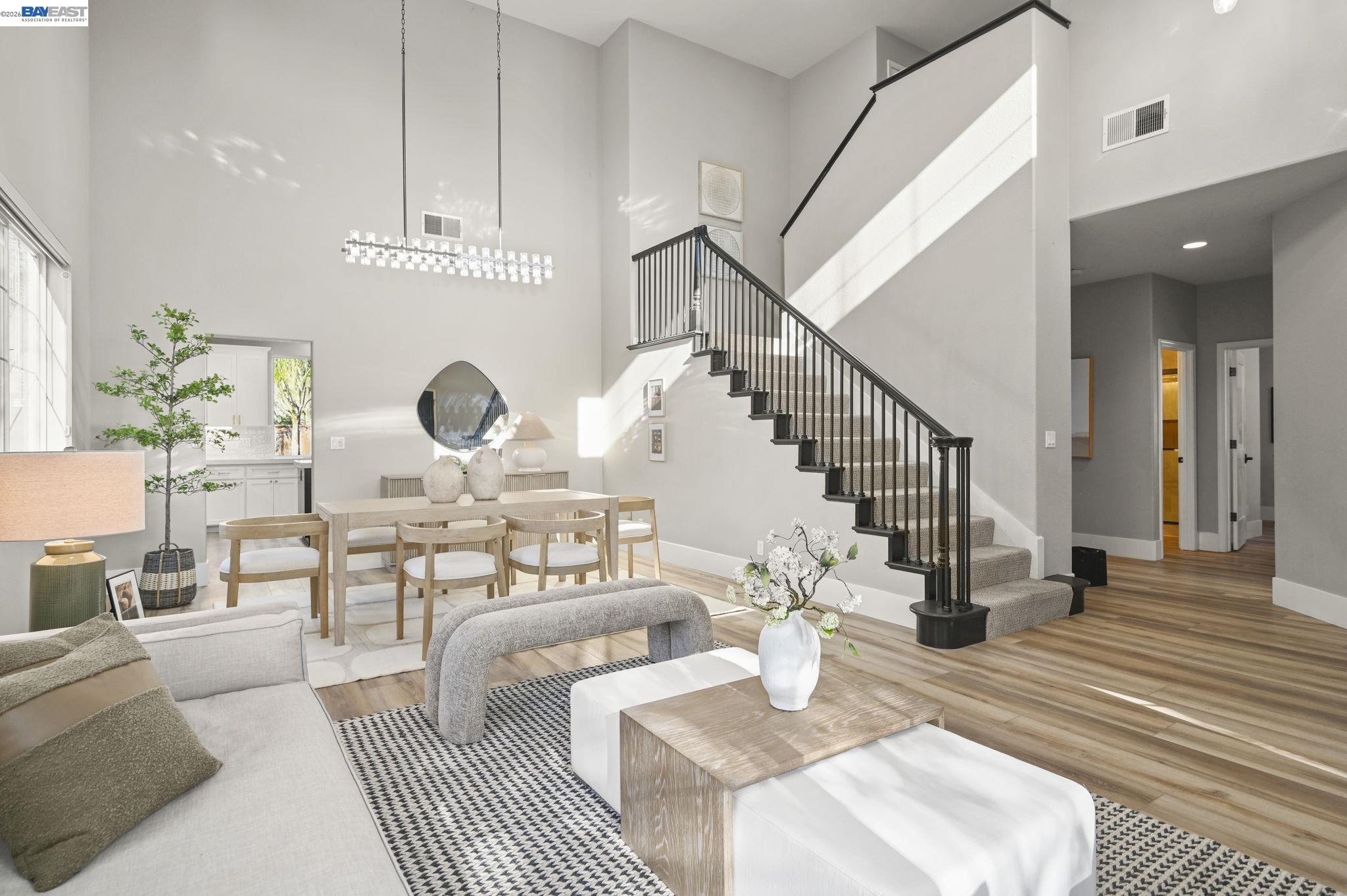 Detail Gallery Image 5 of 37 For 9 Cross Bridge Pl, Danville,  CA 94526 - 5 Beds | 3 Baths