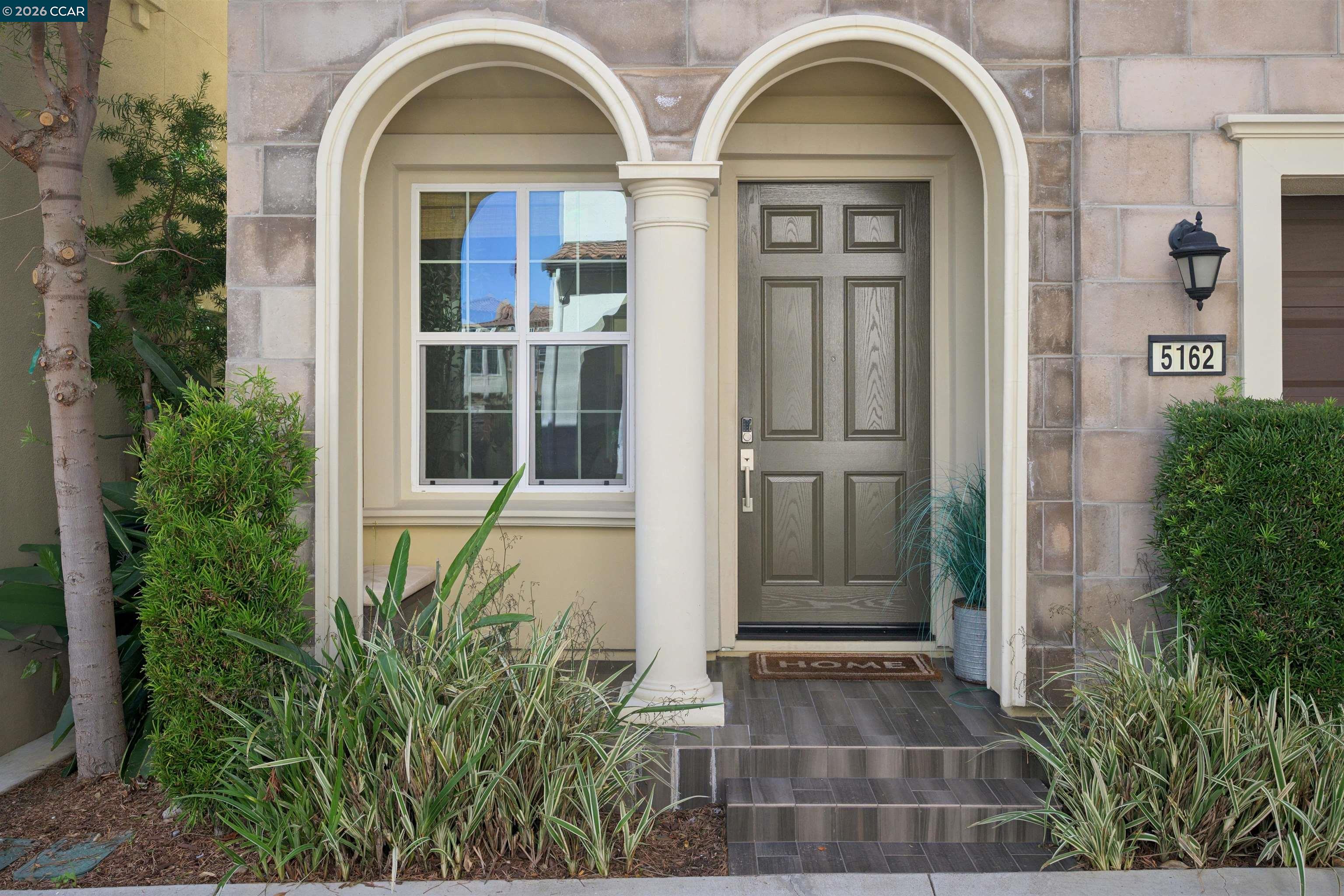 Detail Gallery Image 2 of 57 For 5162 Rowan Dr., San Ramon,  CA 94582-5977 - 4 Beds | 3/1 Baths