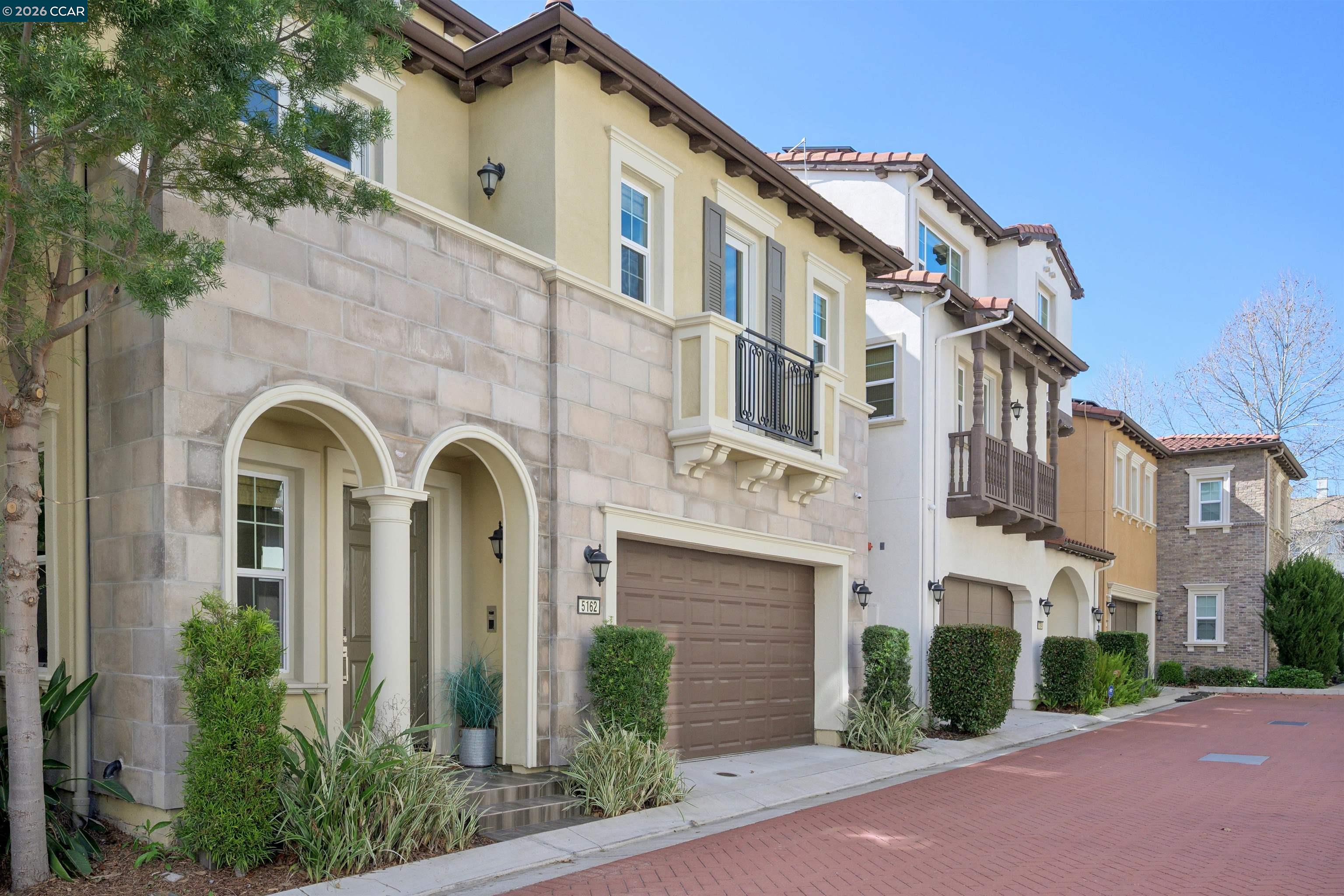 Detail Gallery Image 4 of 57 For 5162 Rowan Dr., San Ramon,  CA 94582-5977 - 4 Beds | 3/1 Baths