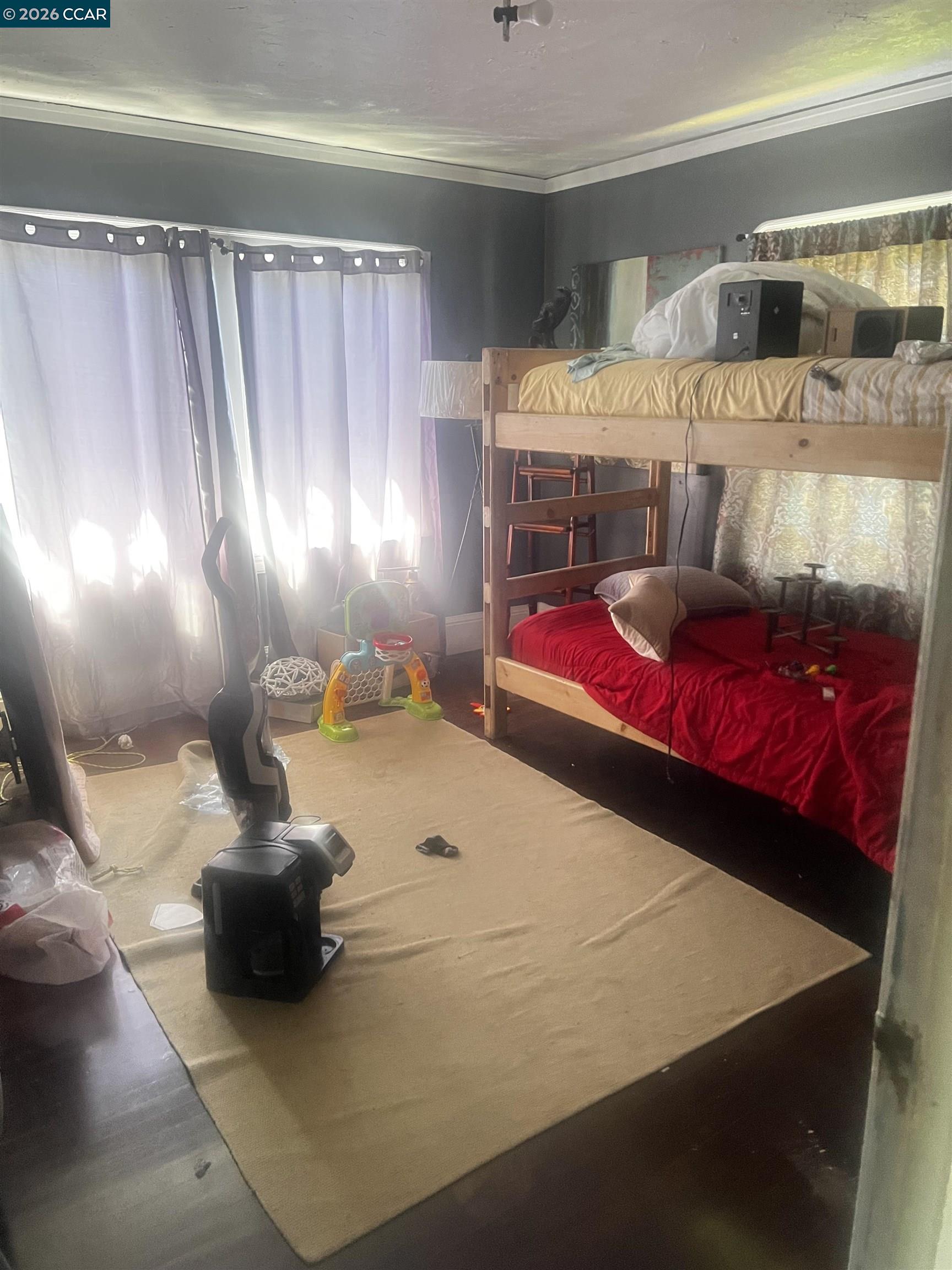 Detail Gallery Image 25 of 25 For 1161 64th St, Oakland,  CA 94608 - 5 Beds | 2/1 Baths