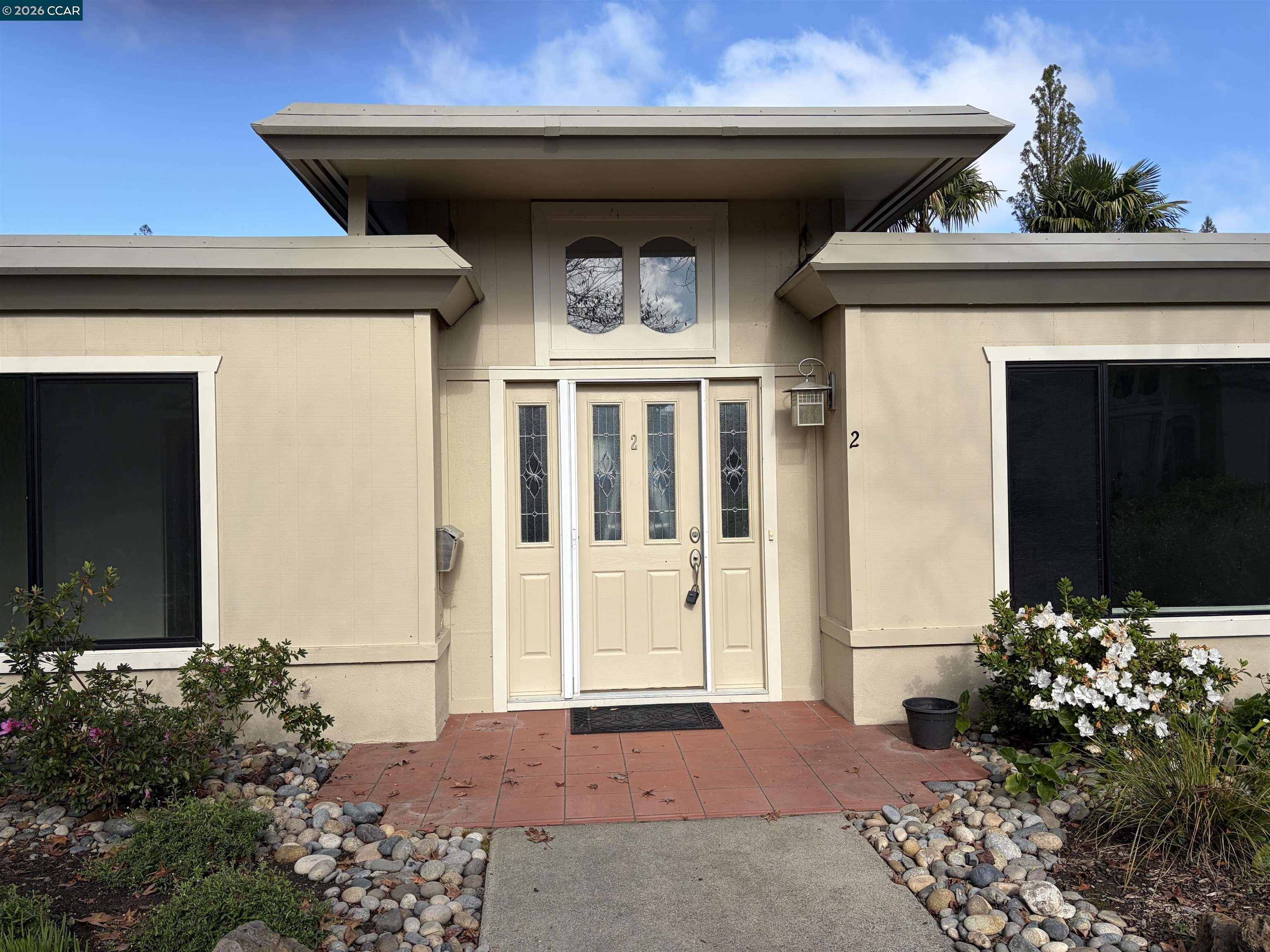 Photo #4: 41126468 Listing: Photo #4