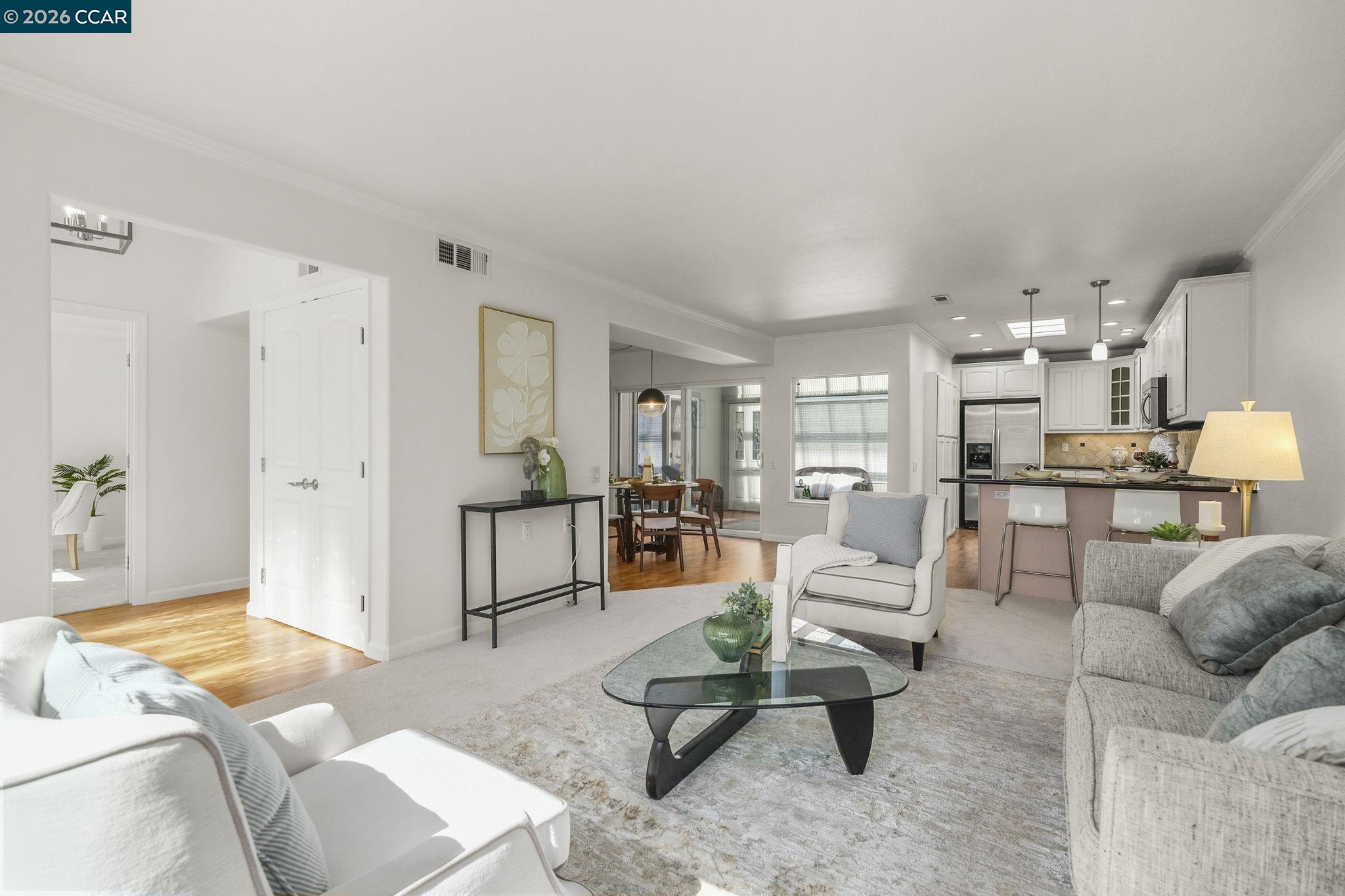 Photo #7: 41126468 Listing: Photo #7