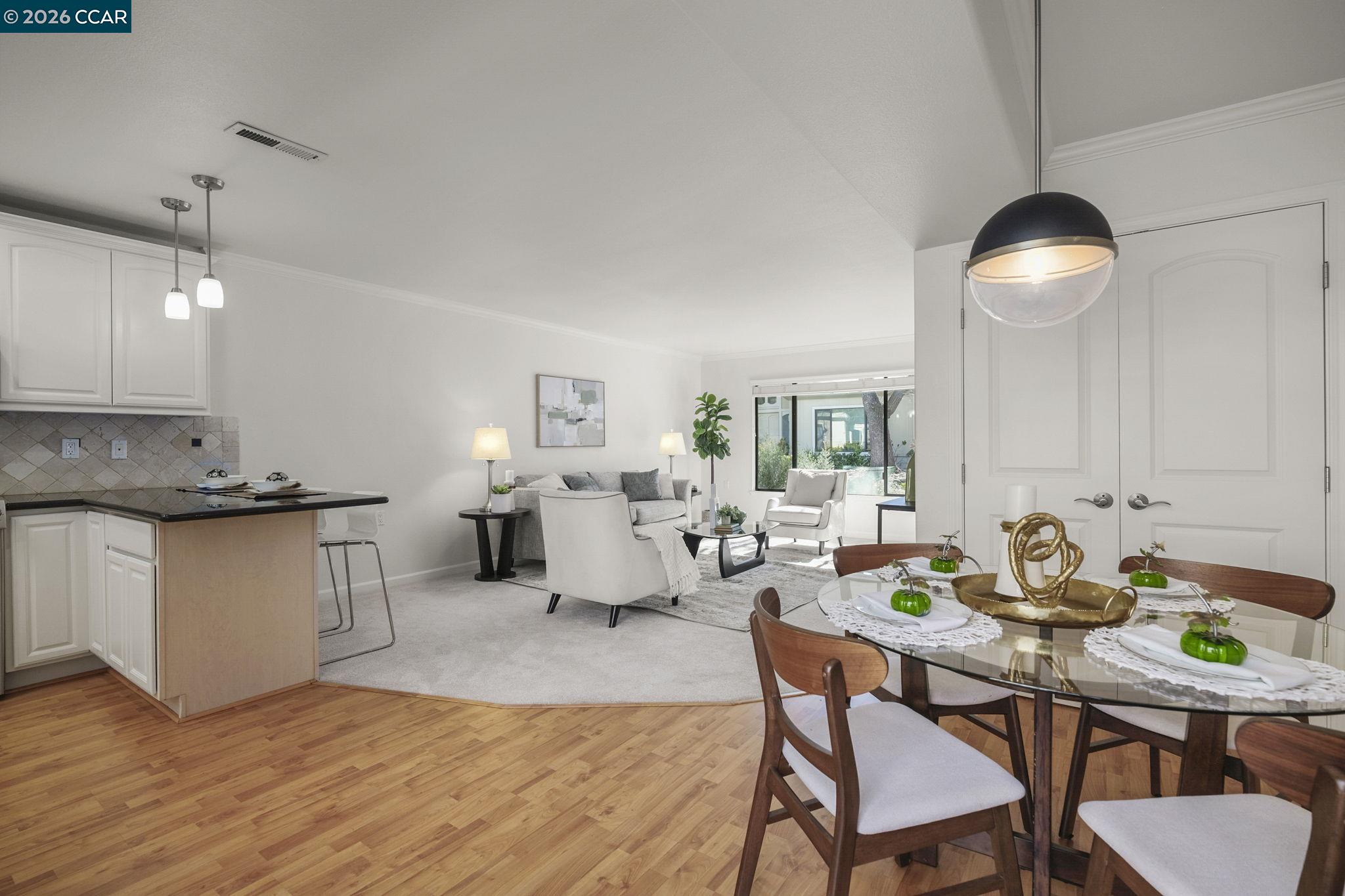 Photo #10: 41126468 Listing: Photo #10