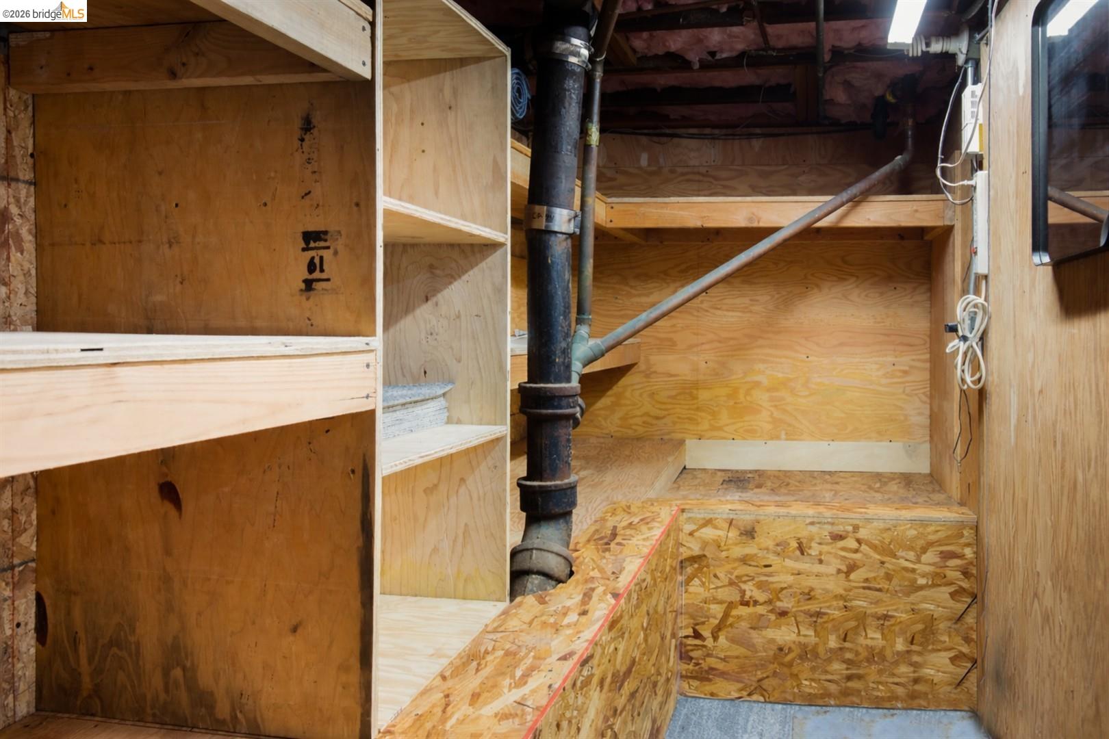 Detail Gallery Image 34 of 60 For 926 Pierce St, Albany,  CA 94706 - 2 Beds | 1 Baths