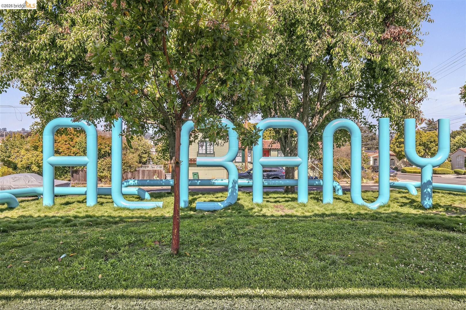 Detail Gallery Image 50 of 60 For 926 Pierce St, Albany,  CA 94706 - 2 Beds | 1 Baths