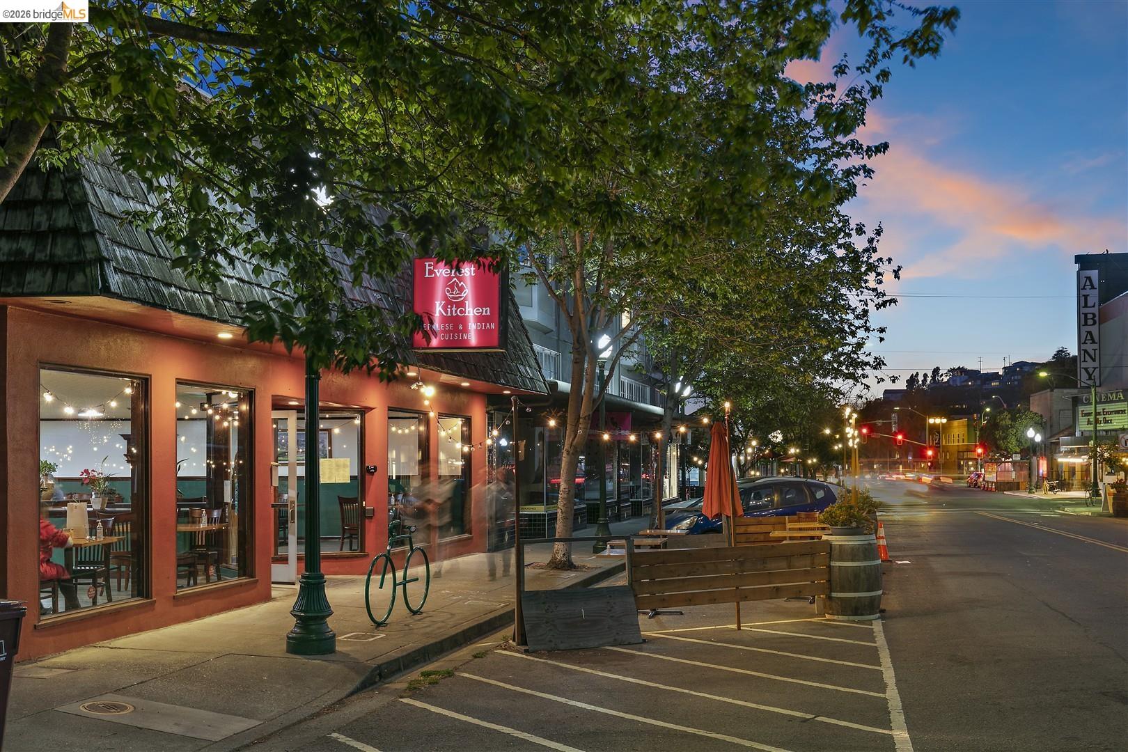 Detail Gallery Image 54 of 60 For 926 Pierce St, Albany,  CA 94706 - 2 Beds | 1 Baths