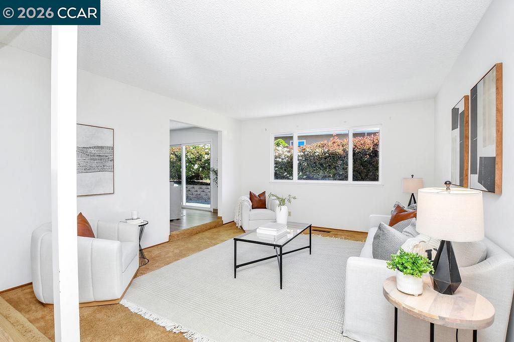 Detail Gallery Image 5 of 34 For 6 Windhaven Court, Pleasant Hill,  CA 94523 - 3 Beds | 2 Baths