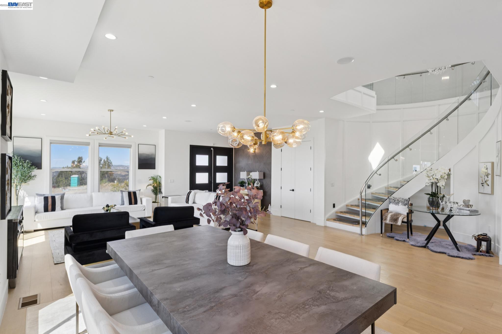 Detail Gallery Image 12 of 60 For 3606 Sarita St, Hayward,  CA 94542 - 4 Beds | 4/1 Baths