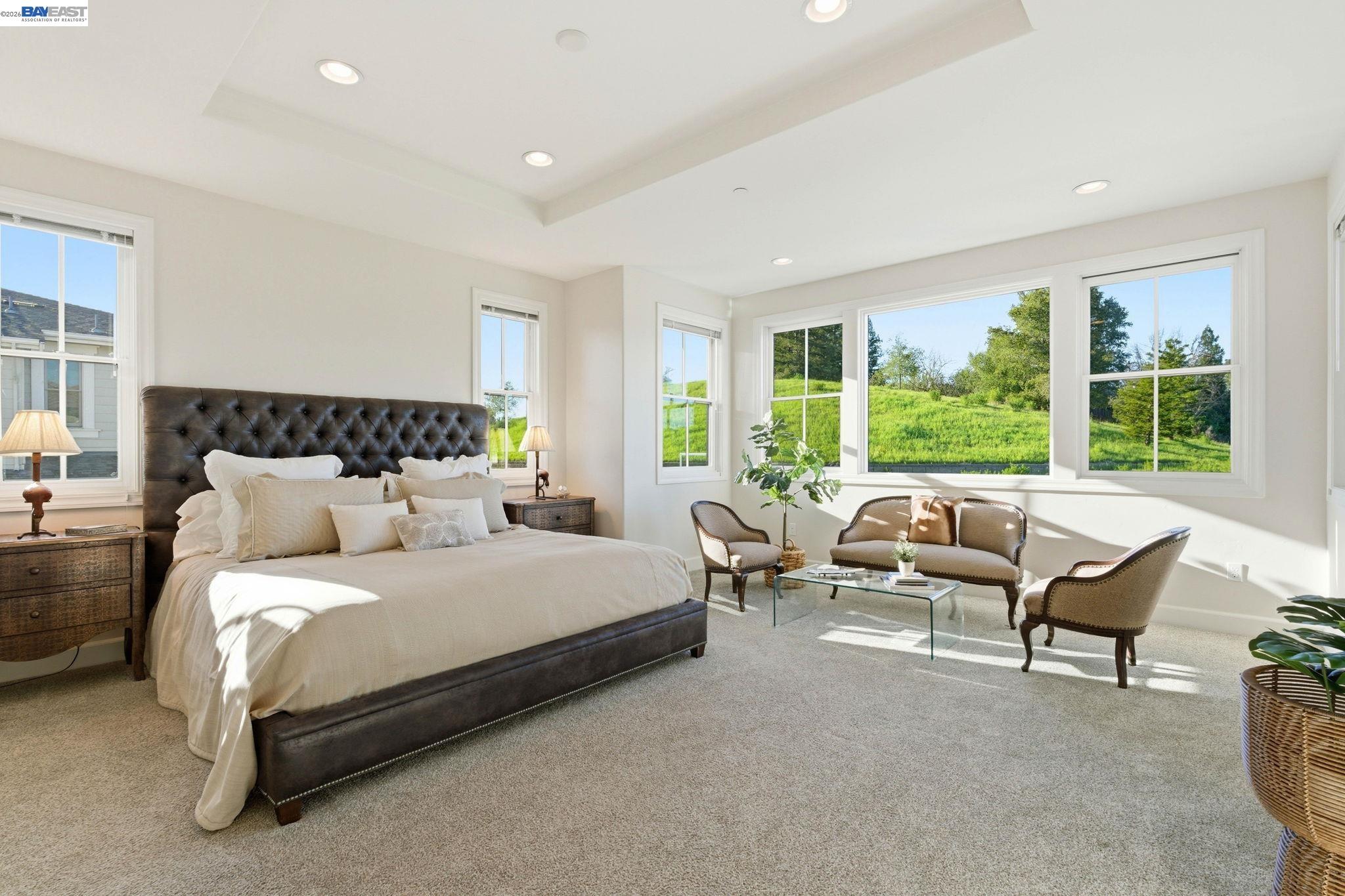 Detail Gallery Image 14 of 28 For 201 Willowbrook Ln, Moraga,  CA 94556 - 4 Beds | 3/1 Baths