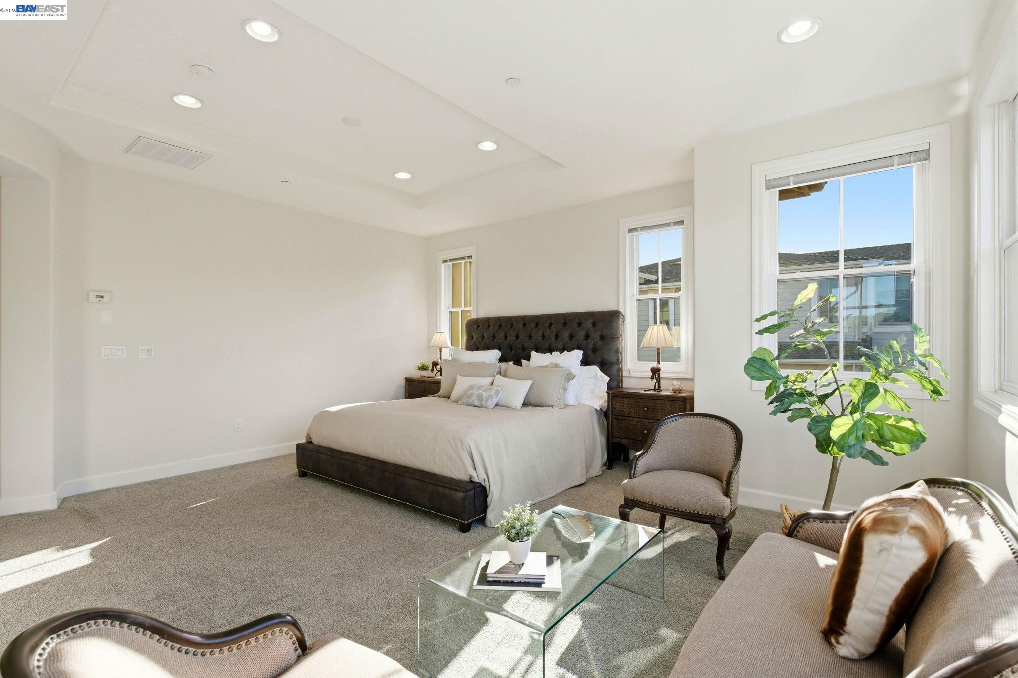 Detail Gallery Image 15 of 28 For 201 Willowbrook Ln, Moraga,  CA 94556 - 4 Beds | 3/1 Baths