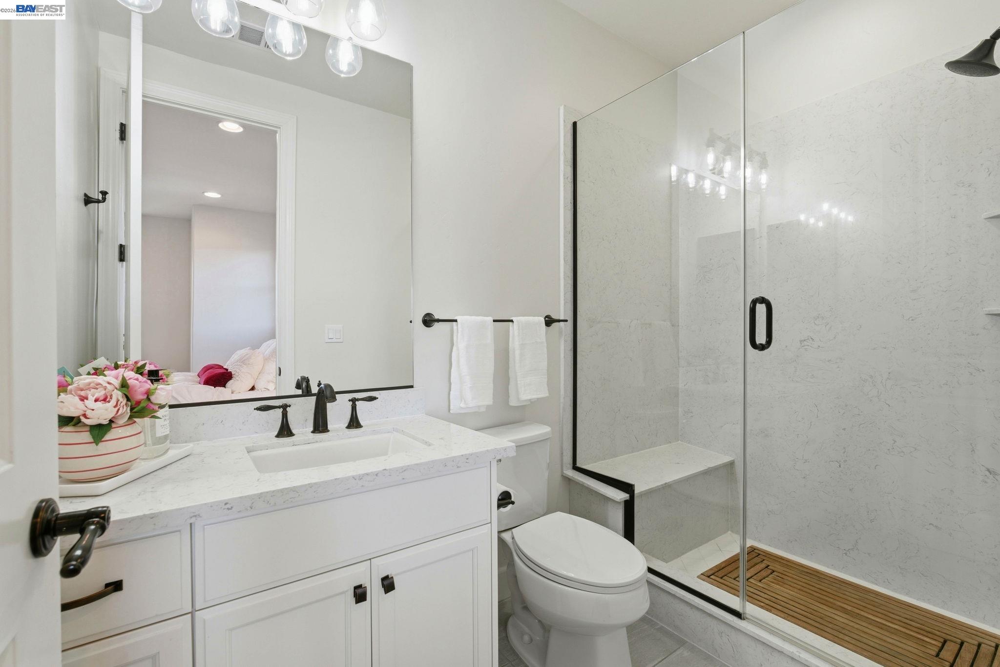 Detail Gallery Image 21 of 28 For 201 Willowbrook Ln, Moraga,  CA 94556 - 4 Beds | 3/1 Baths