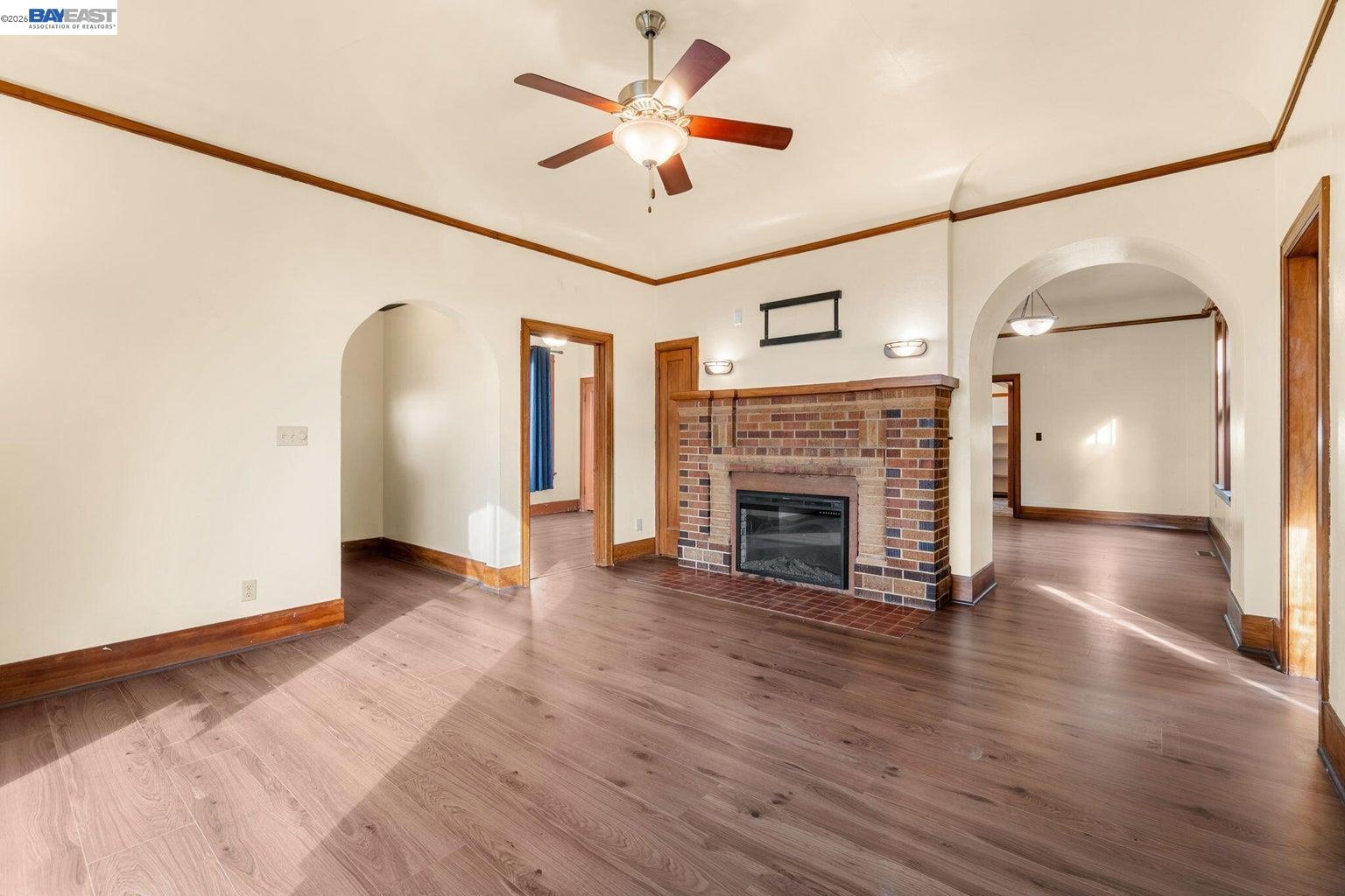 Detail Gallery Image 3 of 27 For 2303 Union St, Eureka,  CA 95501 - – Beds | – Baths