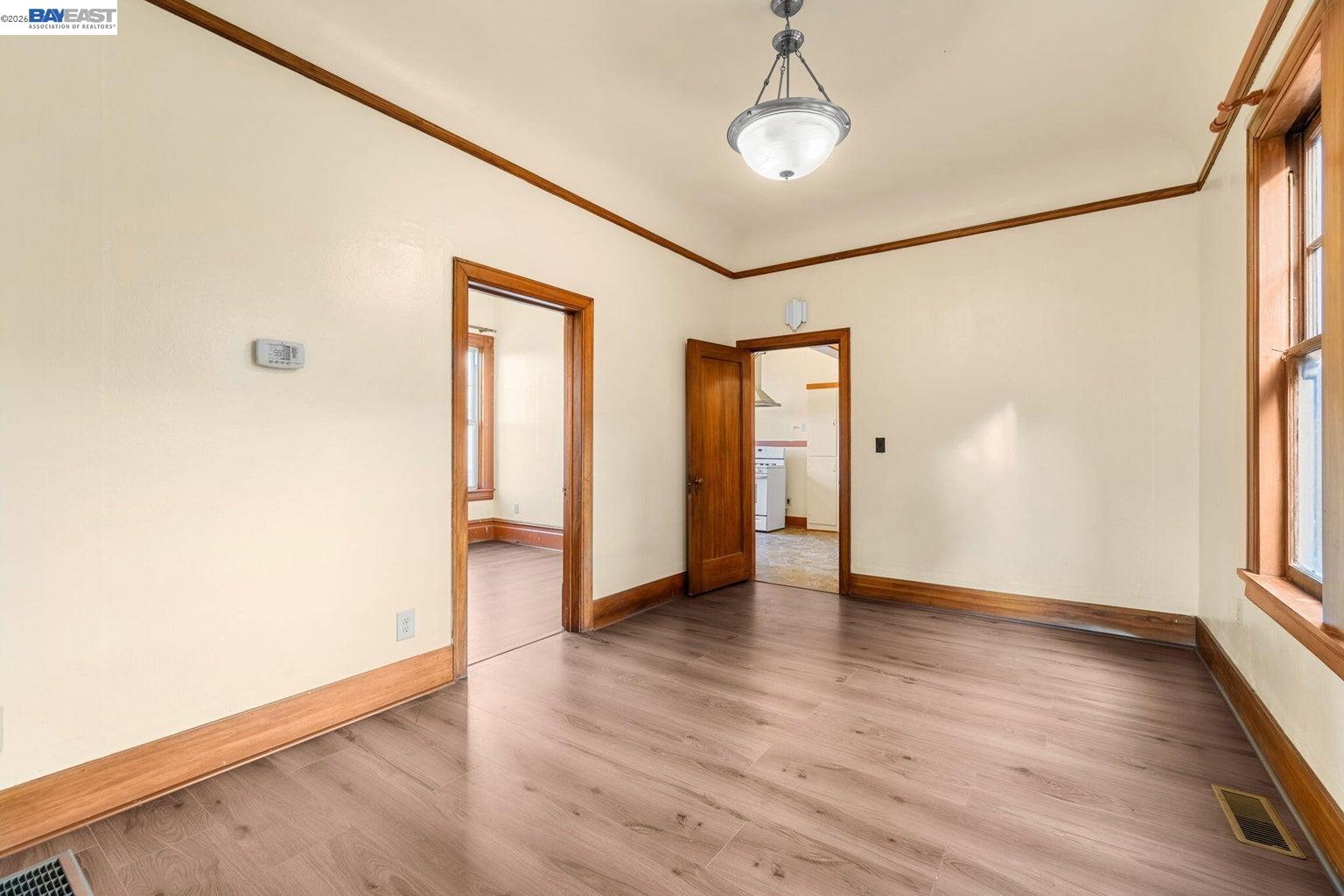 Detail Gallery Image 5 of 27 For 2303 Union St, Eureka,  CA 95501 - – Beds | – Baths