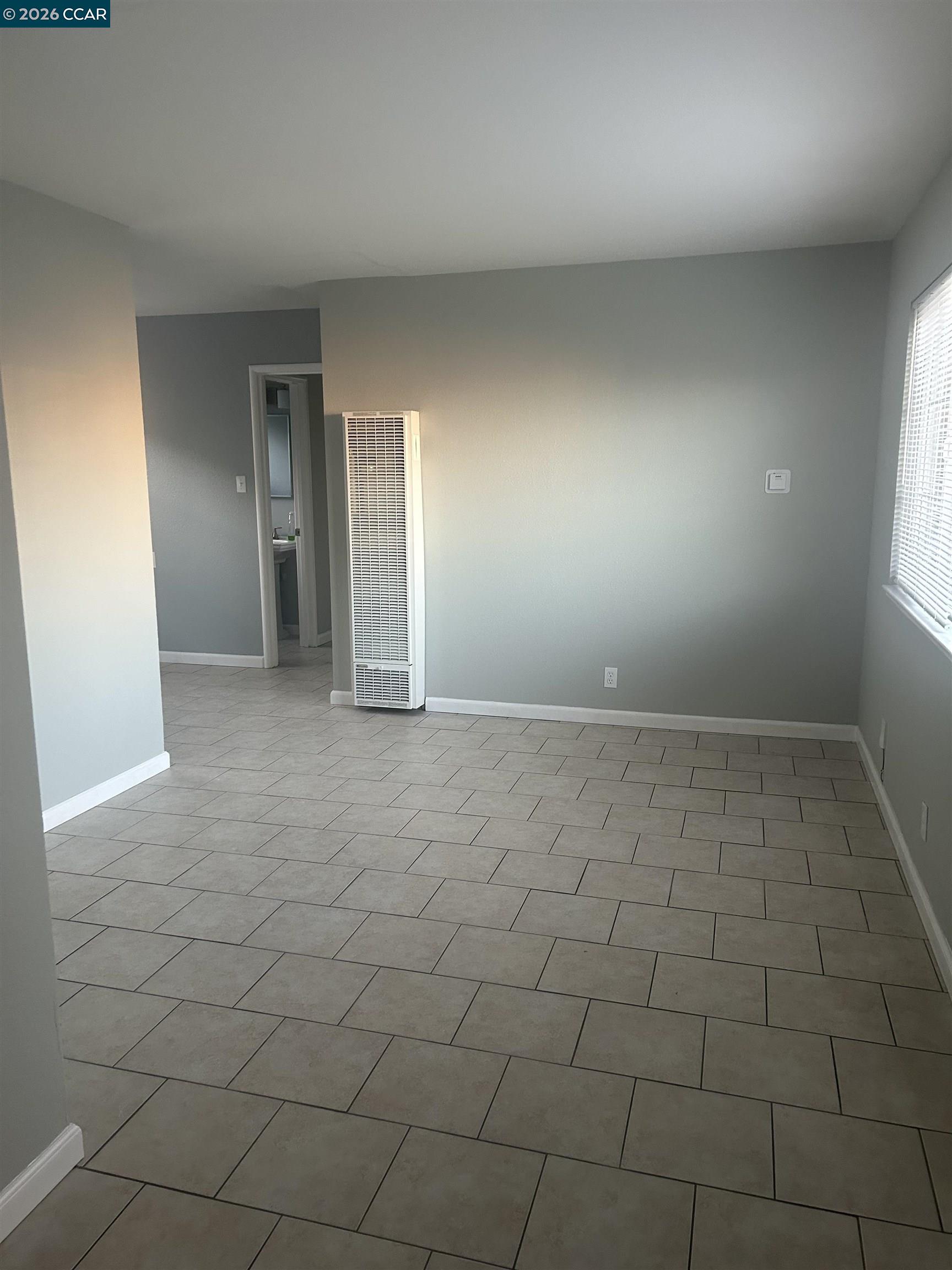 Detail Gallery Image 11 of 11 For 3817 Florida Ave, Richmond,  CA 94804 - 3 Beds | 1/1 Baths