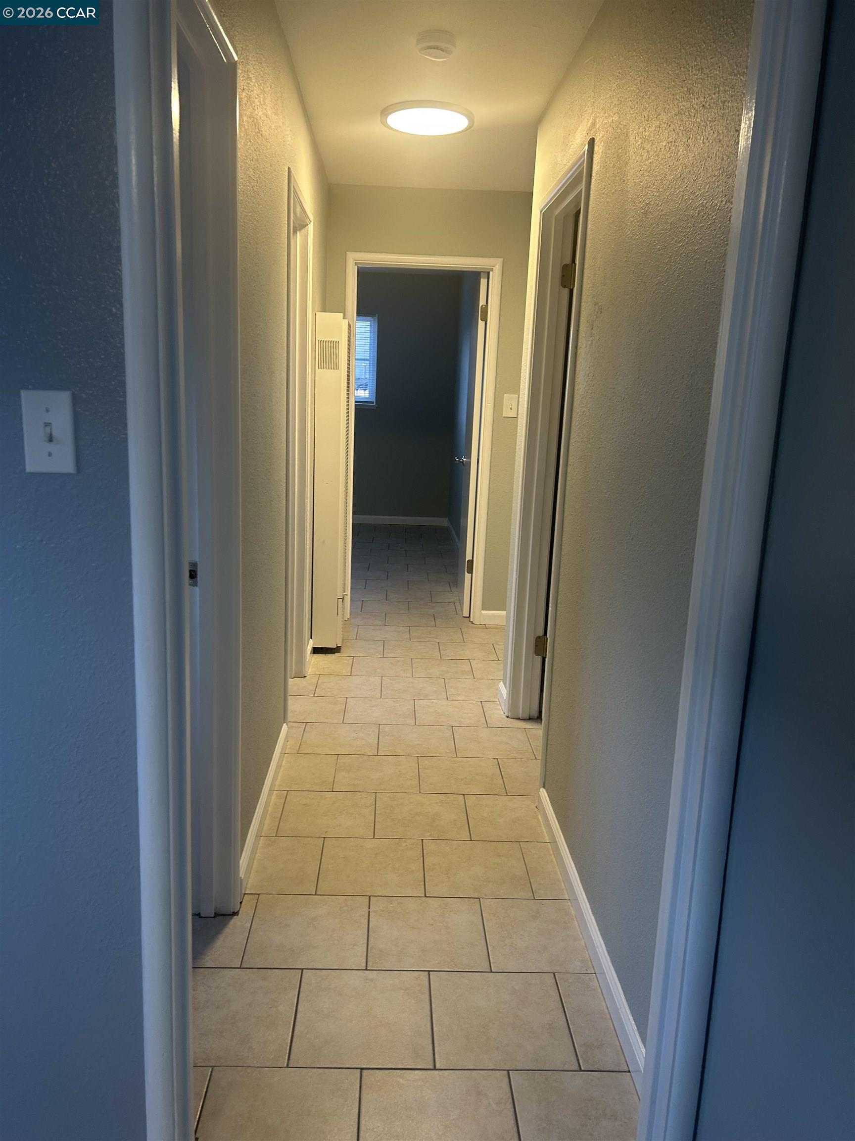 Detail Gallery Image 6 of 11 For 3817 Florida Ave, Richmond,  CA 94804 - 3 Beds | 1/1 Baths