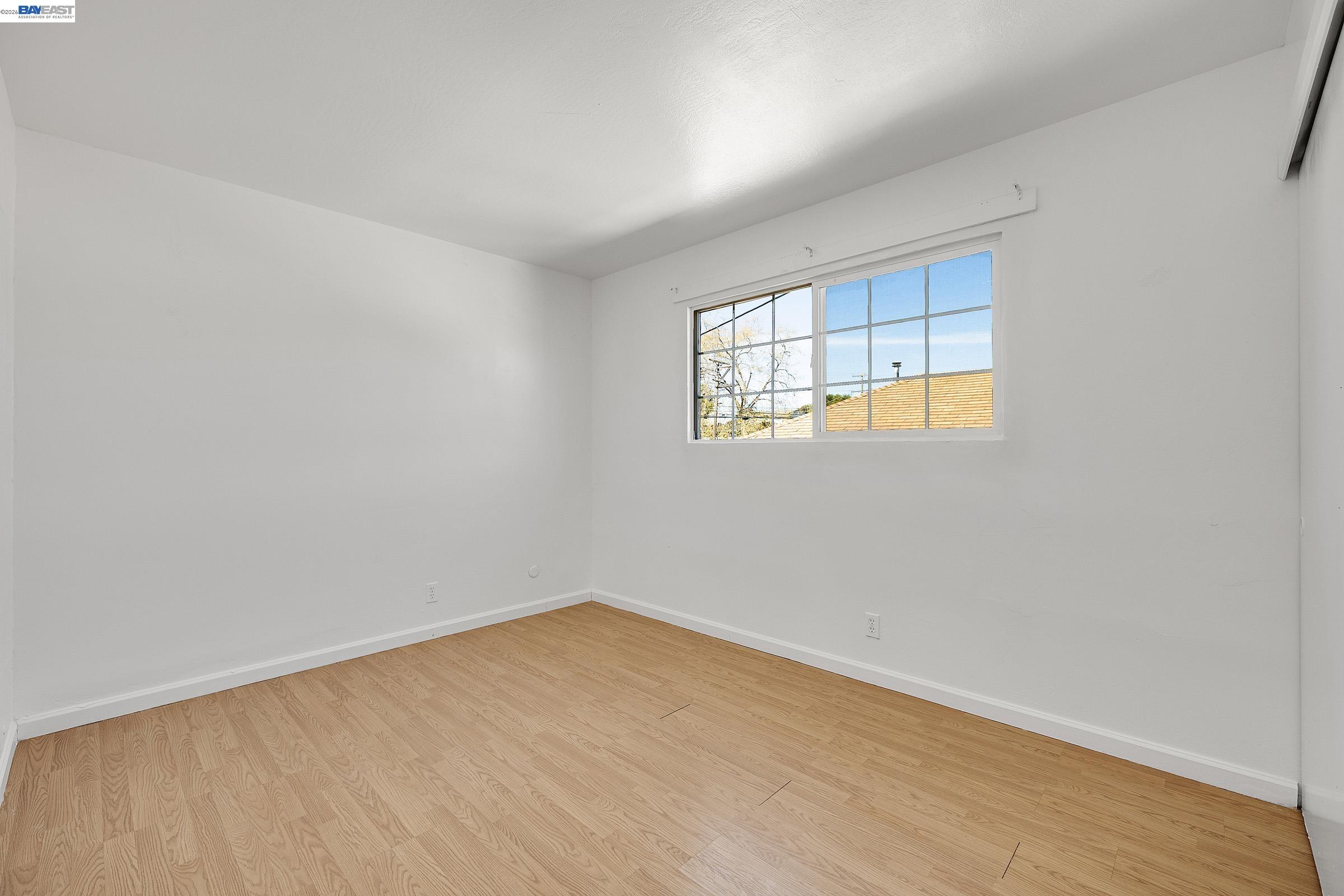 Detail Gallery Image 19 of 37 For 2828 22nd Avenue, Oakland,  CA 94606 - – Beds | – Baths