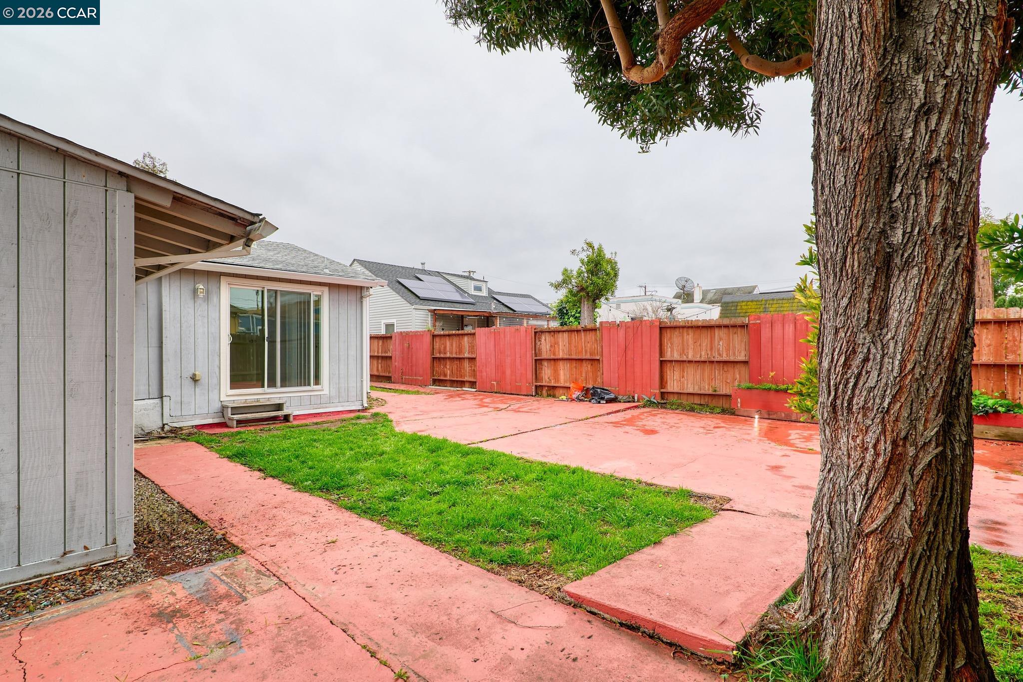 Detail Gallery Image 26 of 29 For 215 Roney Ave, Vallejo,  CA 94590 - 3 Beds | 2 Baths