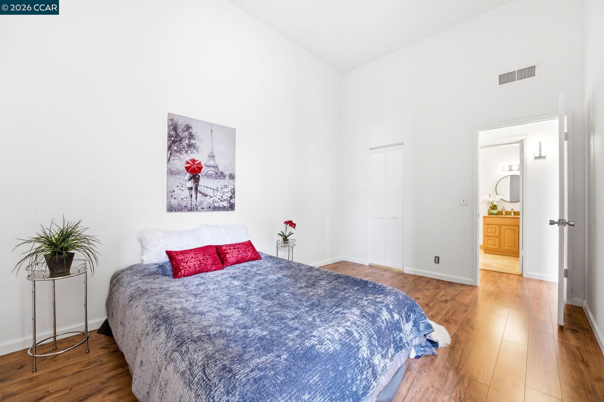 Detail Gallery Image 22 of 49 For 410 N Civic Dr. #303,  Walnut Creek,  CA 94596 - 1 Beds | 1 Baths