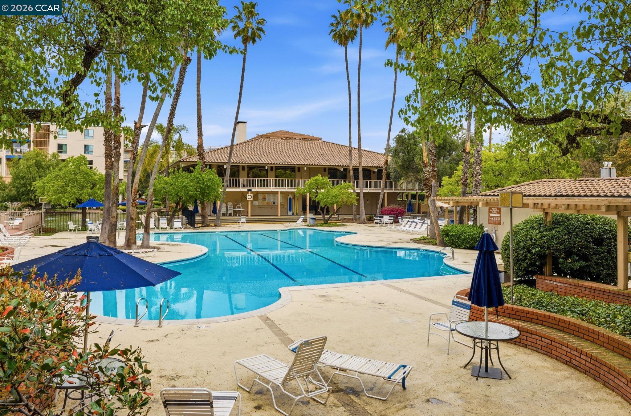 Detail Gallery Image 39 of 49 For 410 N Civic Dr. #303,  Walnut Creek,  CA 94596 - 1 Beds | 1 Baths