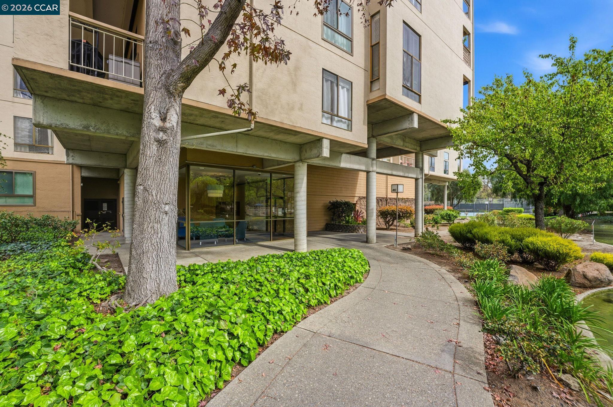 Detail Gallery Image 42 of 49 For 410 N Civic Dr. #303,  Walnut Creek,  CA 94596 - 1 Beds | 1 Baths