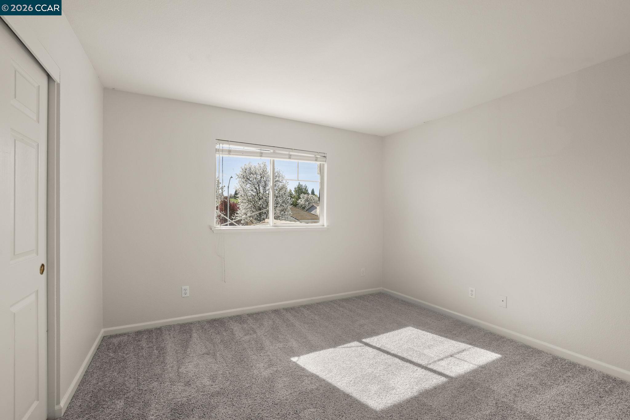 Detail Gallery Image 24 of 26 For 1821 Kern Mountain Way, Antioch,  CA 94531 - 5 Beds | 2/1 Baths