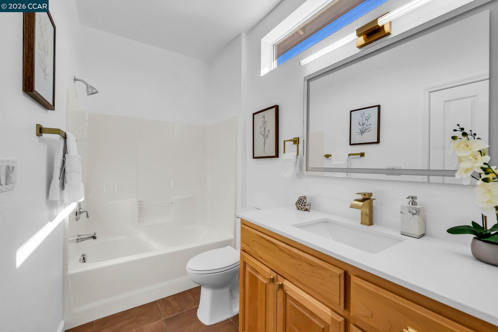 Detail Gallery Image 13 of 60 For 900 Brookside Ln, Rio Vista,  CA 94571 - 2 Beds | 2 Baths