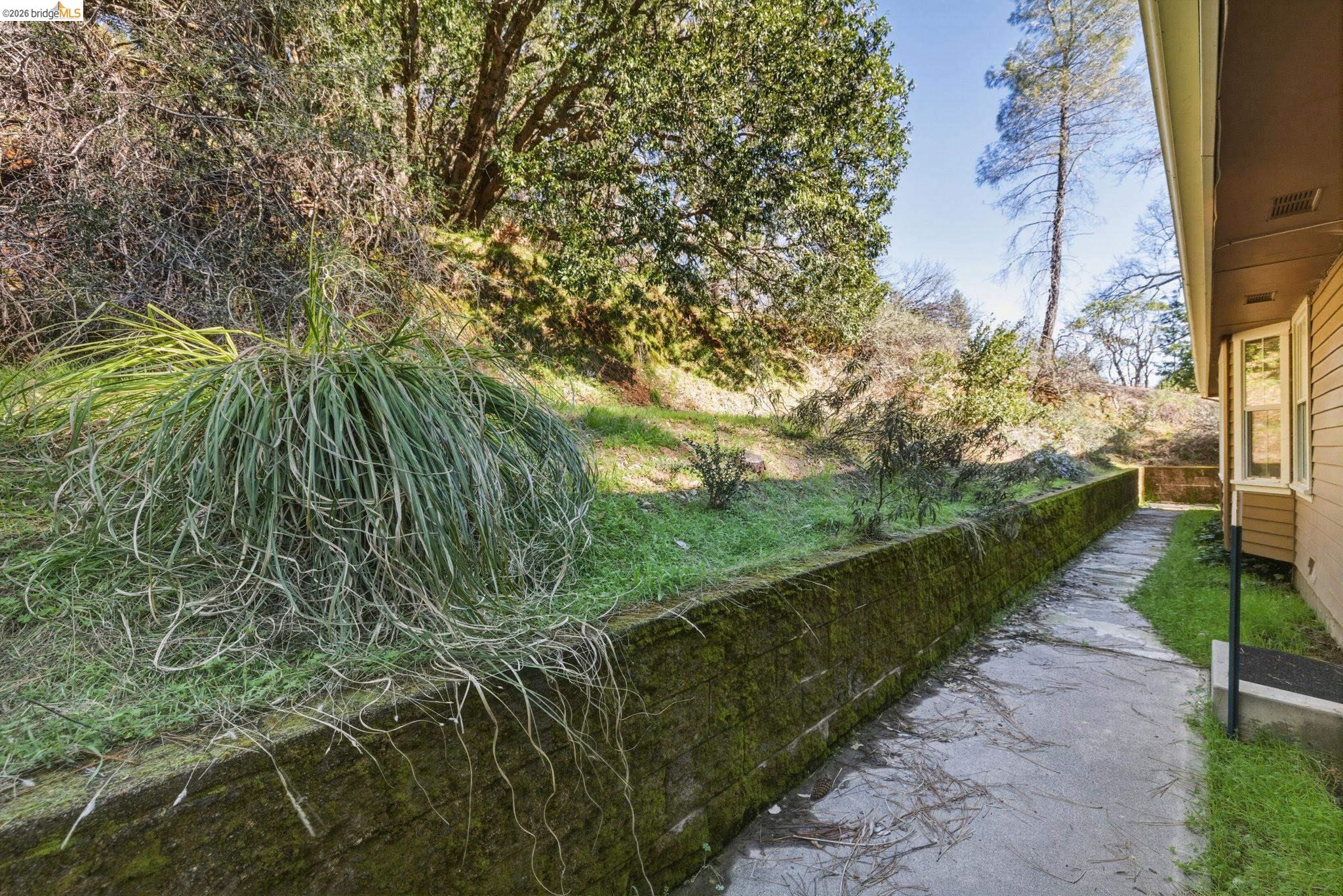 Detail Gallery Image 9 of 32 For 21440 N Tuolumne Rd, Twain Harte,  CA 95383 - 3 Beds | 2 Baths