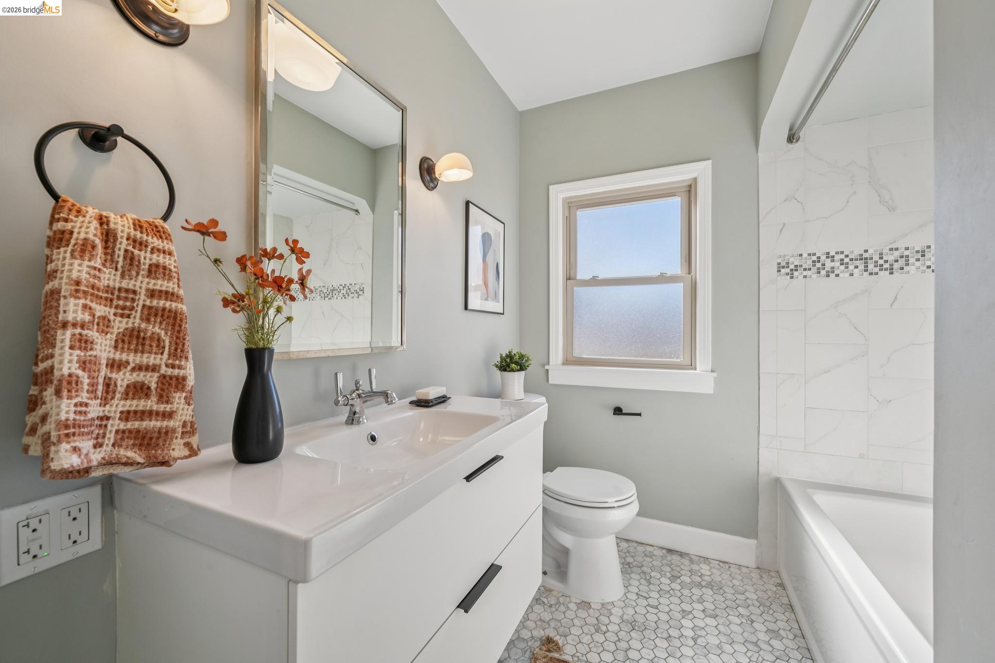 Detail Gallery Image 30 of 60 For 737 Cary Dr, San Leandro,  CA 94577 - 3 Beds | 2 Baths