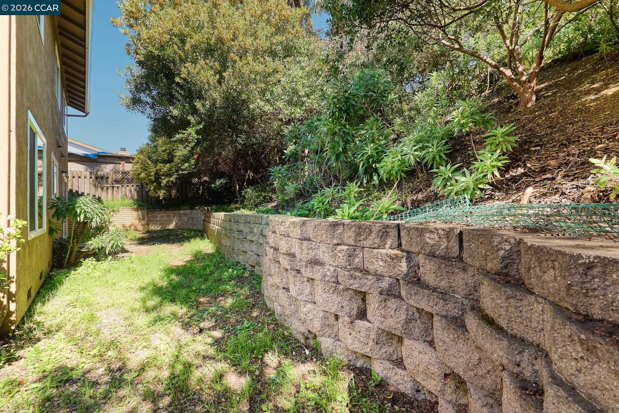 Detail Gallery Image 24 of 25 For 120 Persimmon Dr, Vallejo,  CA 94589 - 4 Beds | 2/1 Baths