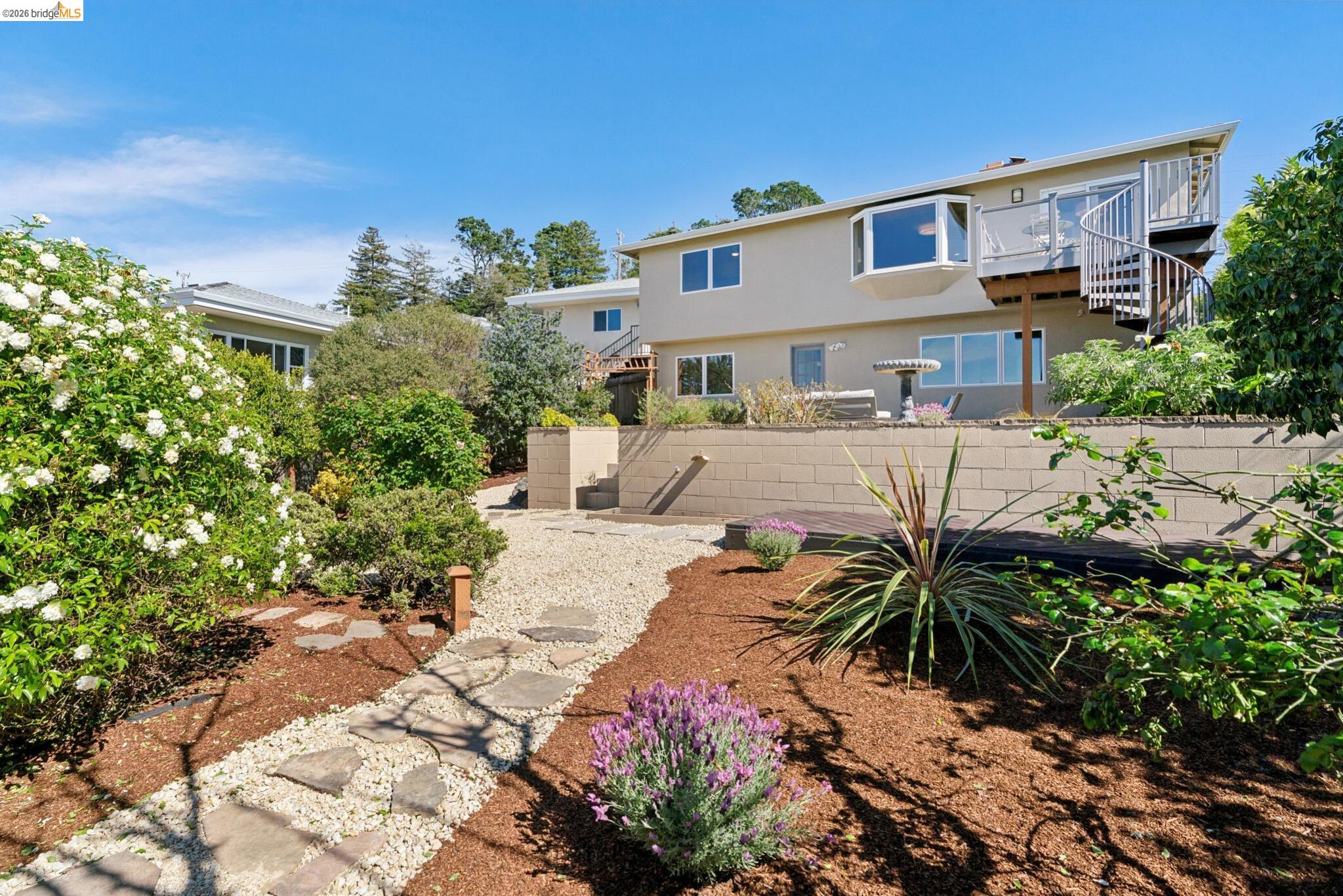 Detail Gallery Image 51 of 53 For 2729 Del Monte Ave, El Cerrito,  CA 94530 - 4 Beds | 2 Baths