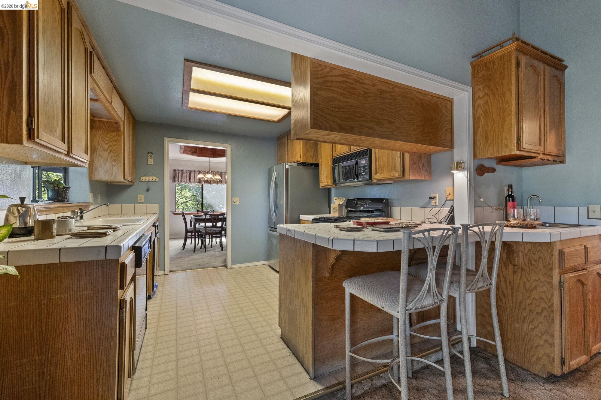 Detail Gallery Image 13 of 33 For 24043 Hitching Post Rd, Sonora,  CA 95370 - 3 Beds | 2 Baths