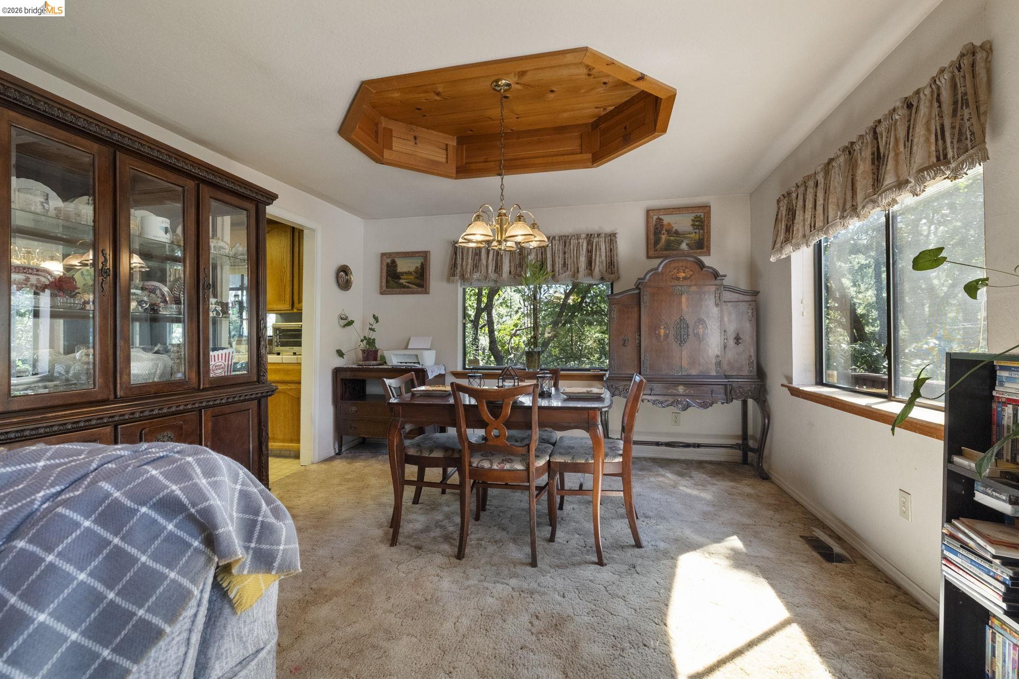 Detail Gallery Image 8 of 33 For 24043 Hitching Post Rd, Sonora,  CA 95370 - 3 Beds | 2 Baths