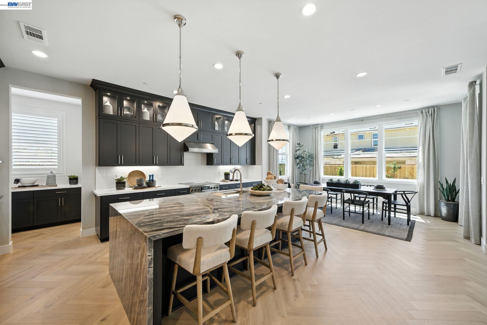 Detail Gallery Image 12 of 40 For 1799 Sill Ave, Dublin,  CA 94568 - 4 Beds | 5/1 Baths