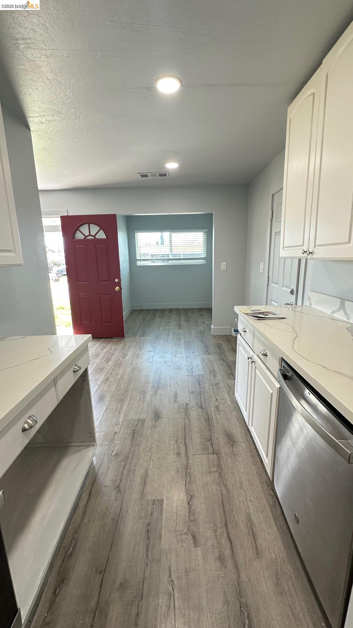 Detail Gallery Image 16 of 19 For 7715 18th Street, Sacramento,  CA 95832-1106 - 3 Beds | 1 Baths