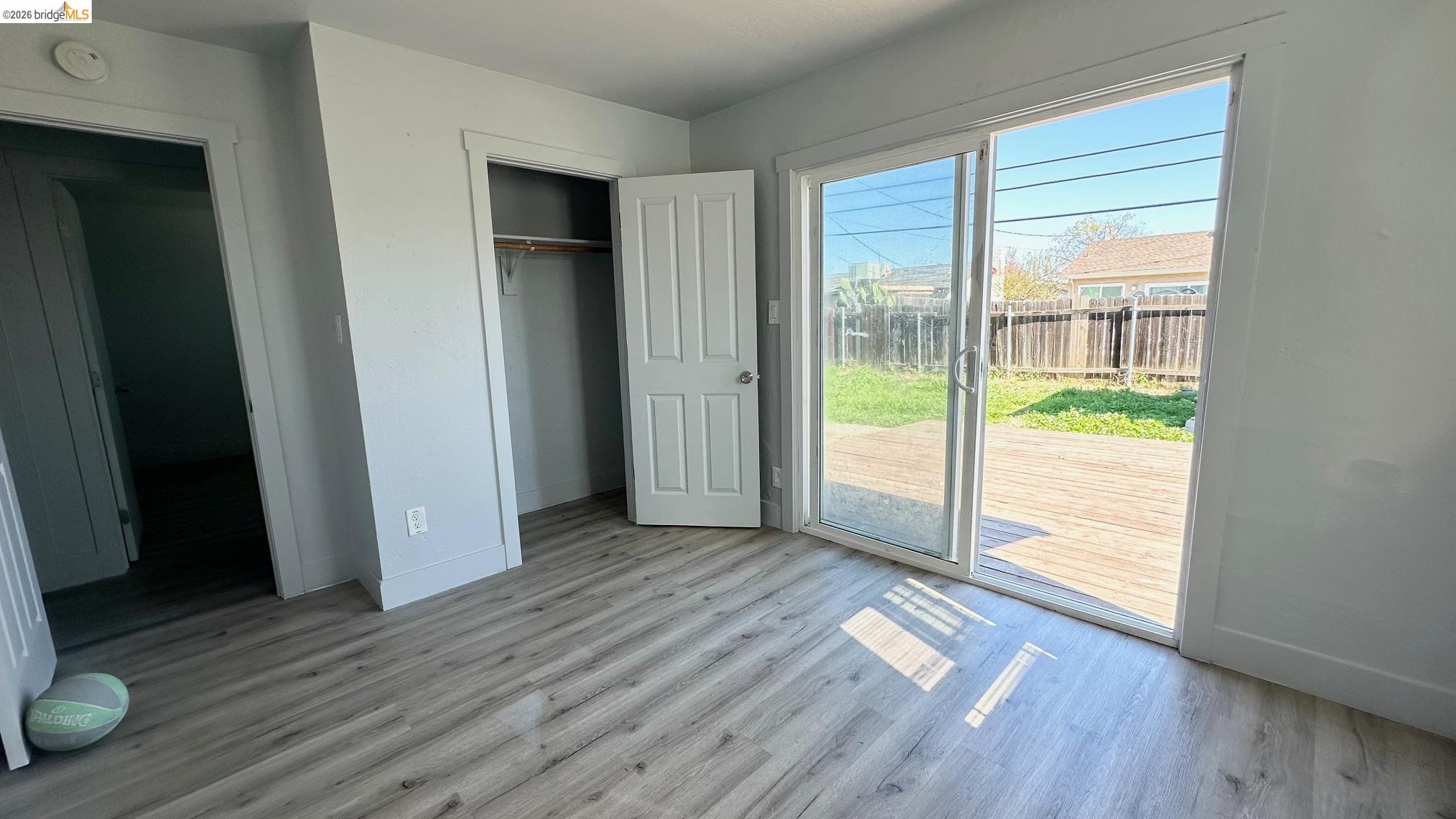 Detail Gallery Image 6 of 19 For 7715 18th Street, Sacramento,  CA 95832-1106 - 3 Beds | 1 Baths