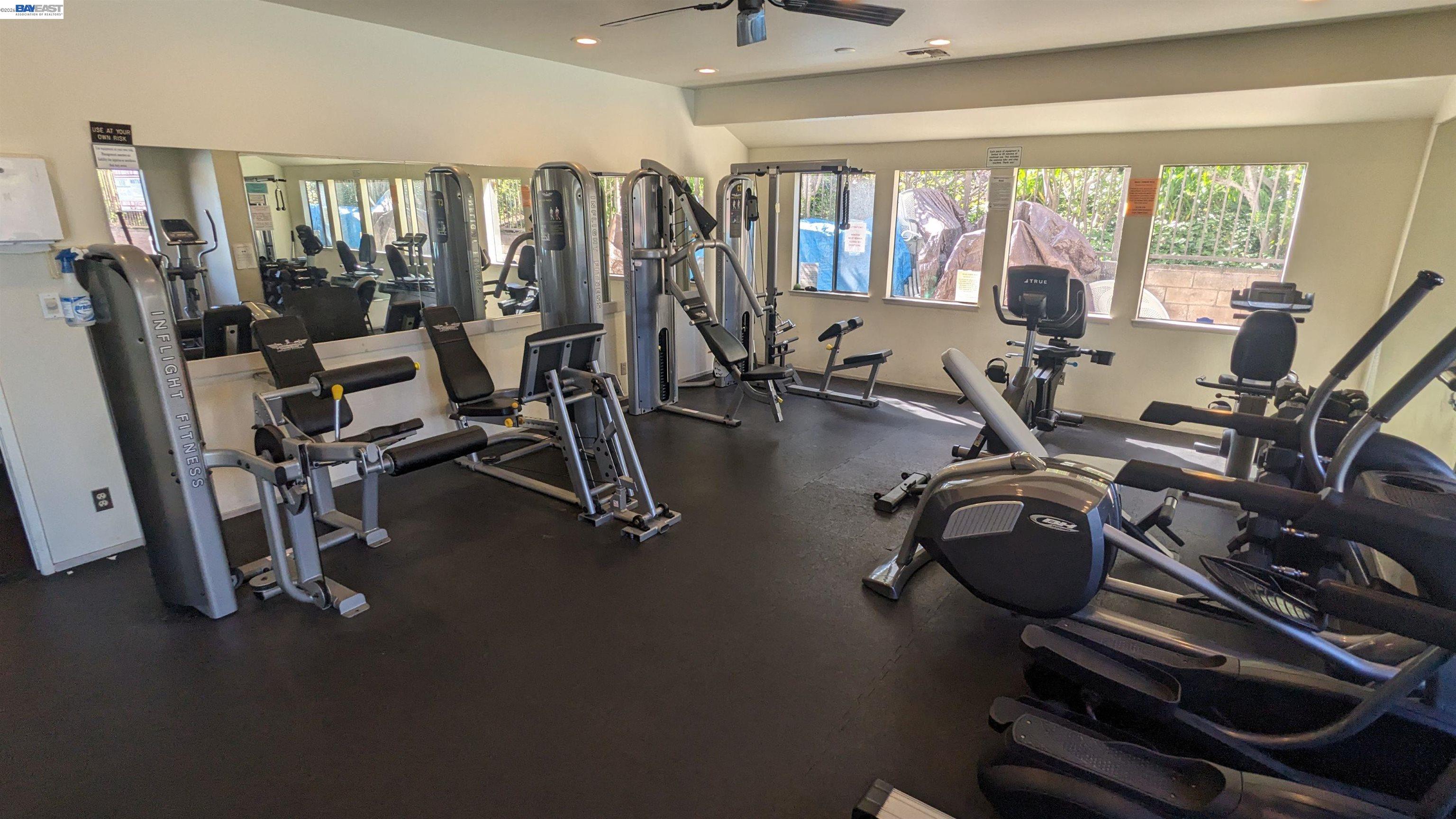 Detail Gallery Image 36 of 42 For 21103 Gary Dr 304d,  Hayward,  CA 94546 - 2 Beds | 2 Baths