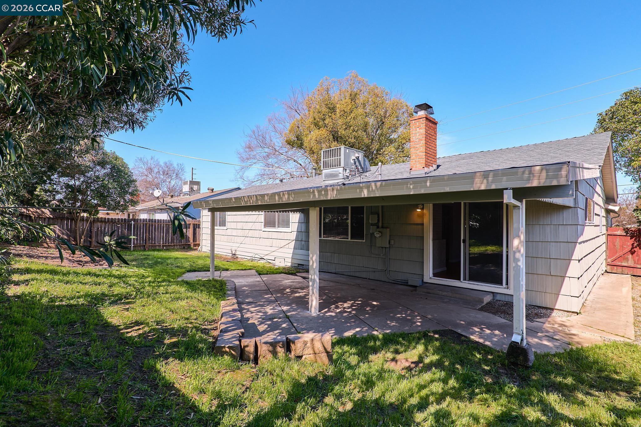 Detail Gallery Image 21 of 22 For 1500 Florin Rd, Sacramento,  CA 95822 - 3 Beds | 2 Baths