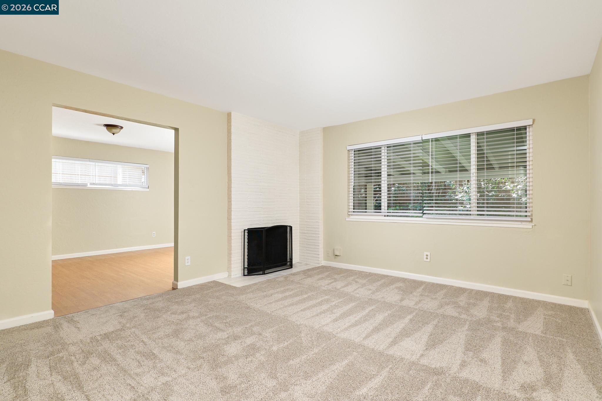 Detail Gallery Image 10 of 22 For 1500 Florin Rd, Sacramento,  CA 95822 - 3 Beds | 2 Baths