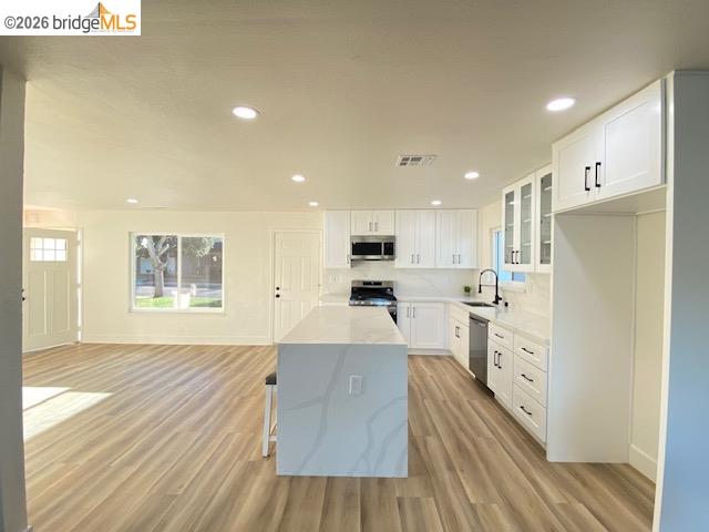 Detail Gallery Image 17 of 40 For 1832 Elkwood Dr, Concord,  CA 94519 - 3 Beds | 2 Baths